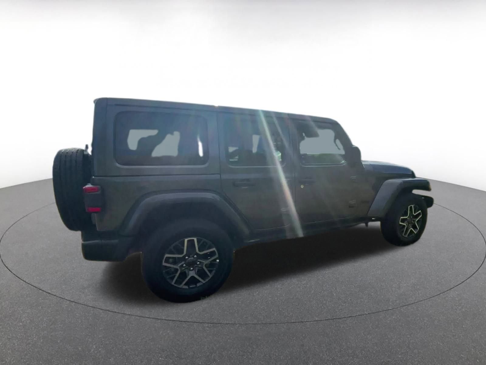 Thumbnail: 2025 Jeep Wrangler - 14