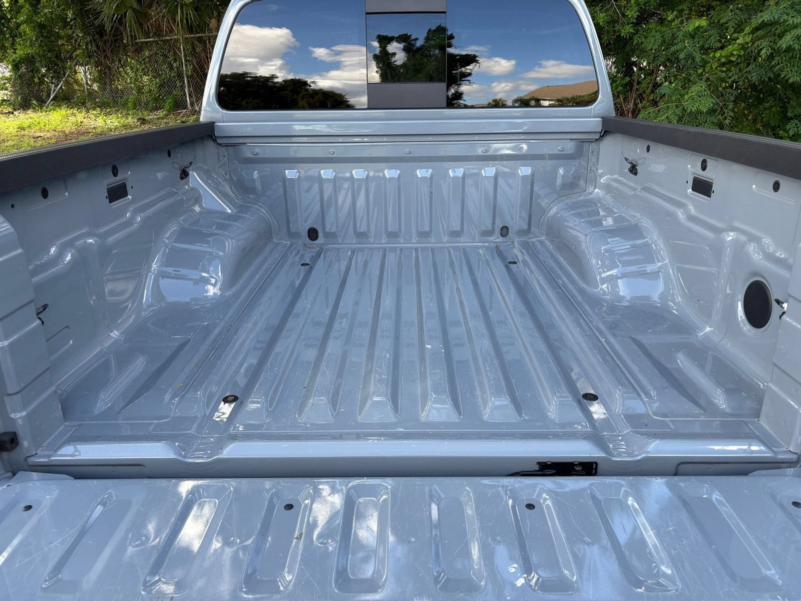 Thumbnail: 2026 Nissan Frontier - 30