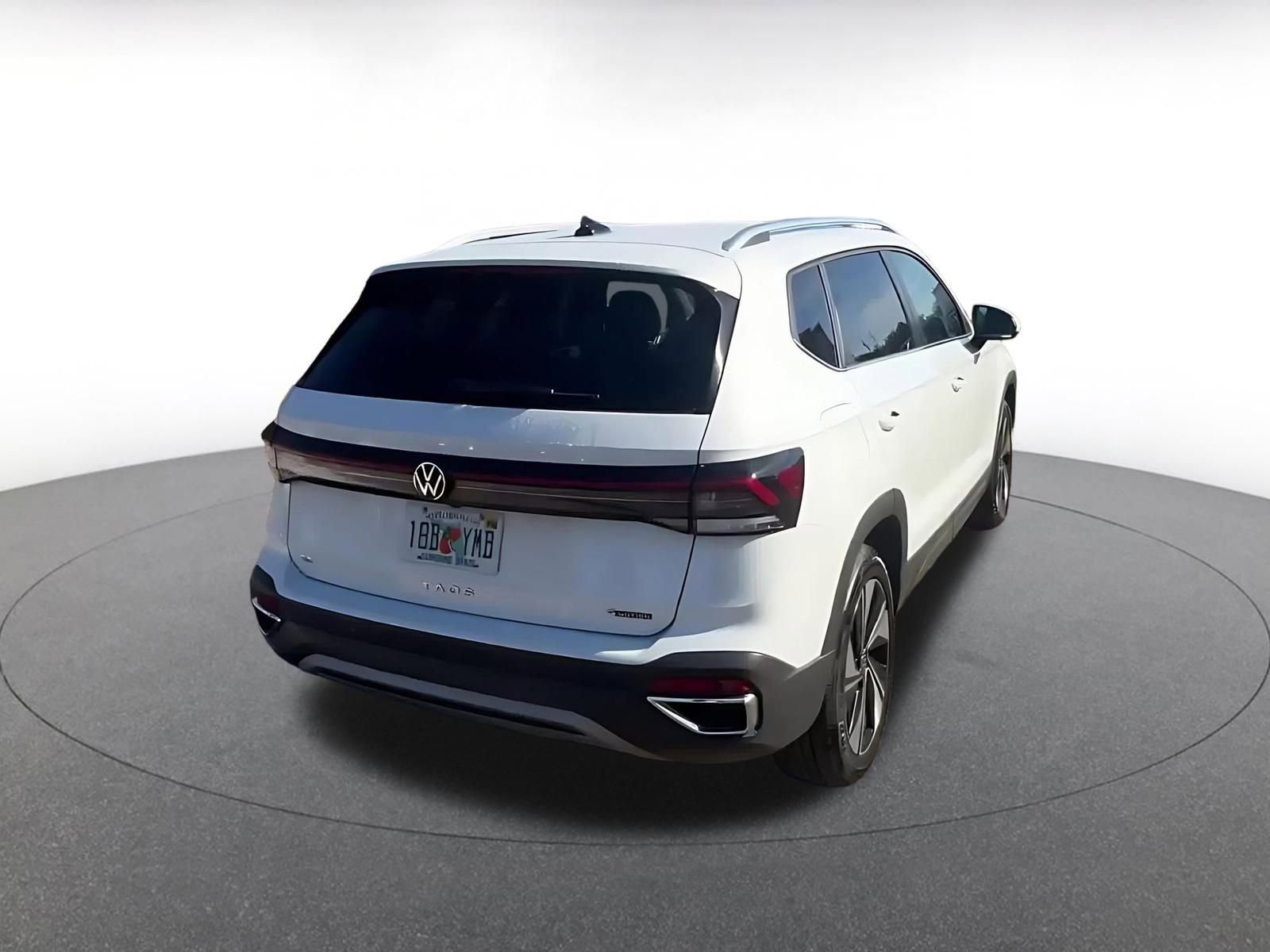 Thumbnail: 2025 Volkswagen Taos - 14