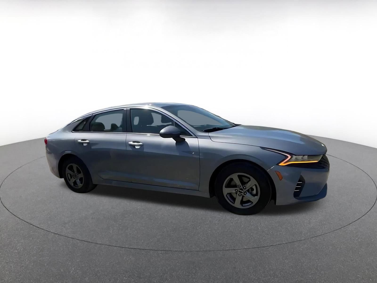 Thumbnail: 2023 Kia K5 - 1