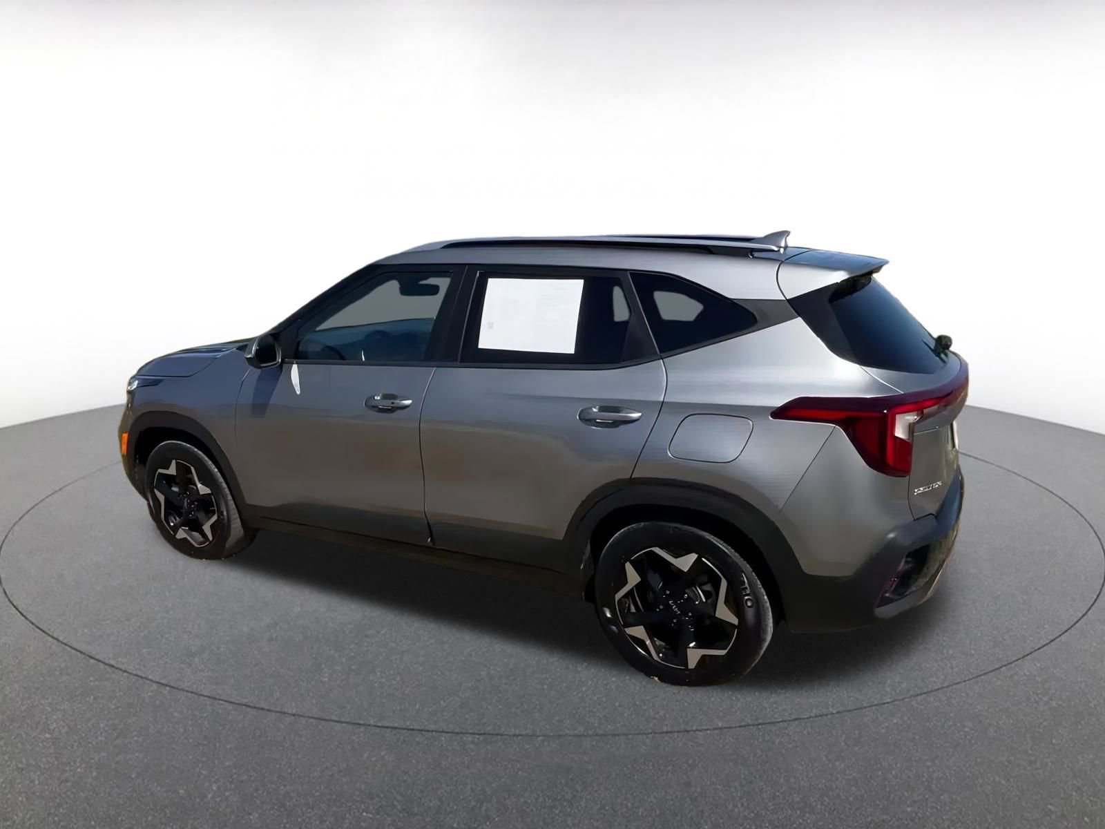 Thumbnail: 2025 Kia Seltos - 10