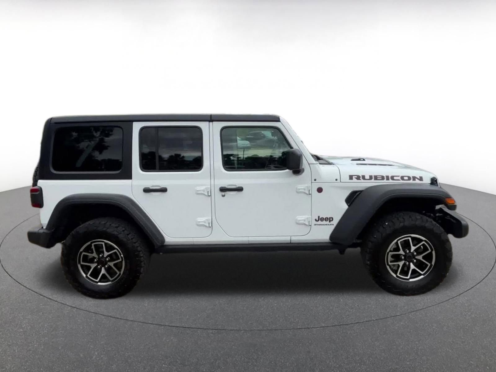 Thumbnail: 2025 Jeep Wrangler - 16