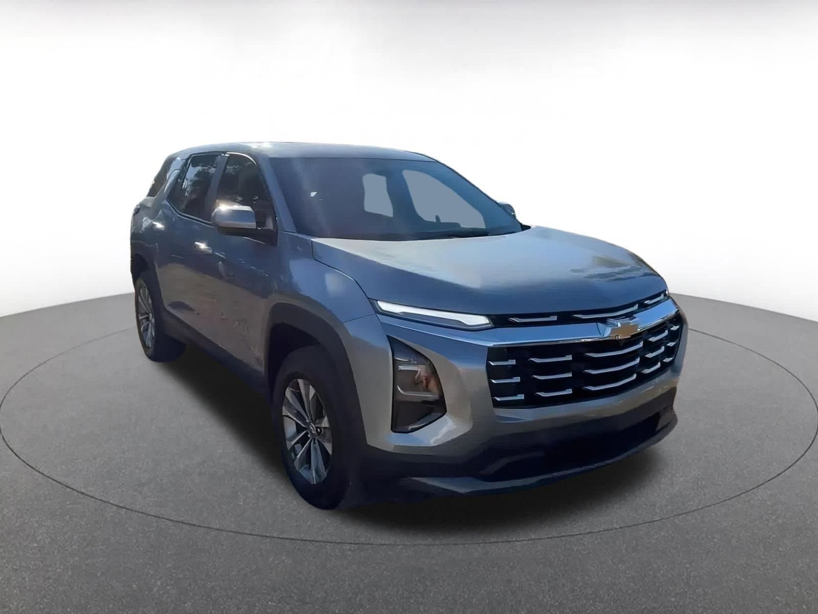 Thumbnail: 2025 Chevrolet Equinox - 3
