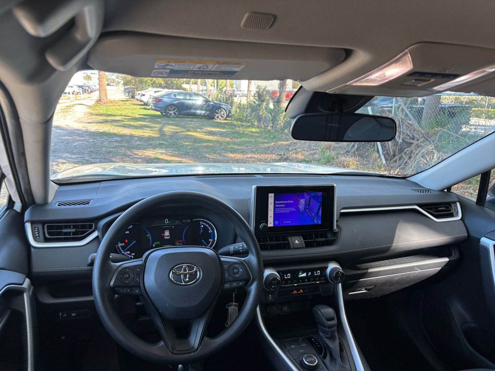 Thumbnail: 2025 Toyota RAV4 - 34