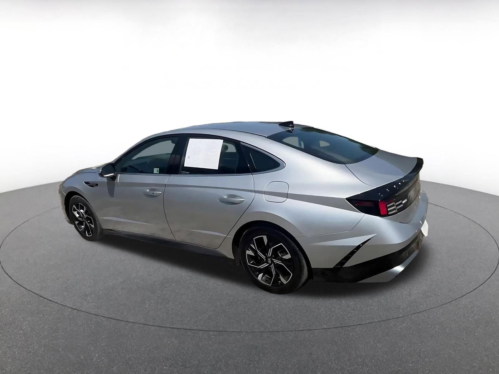 Thumbnail: 2025 Hyundai Sonata - 10