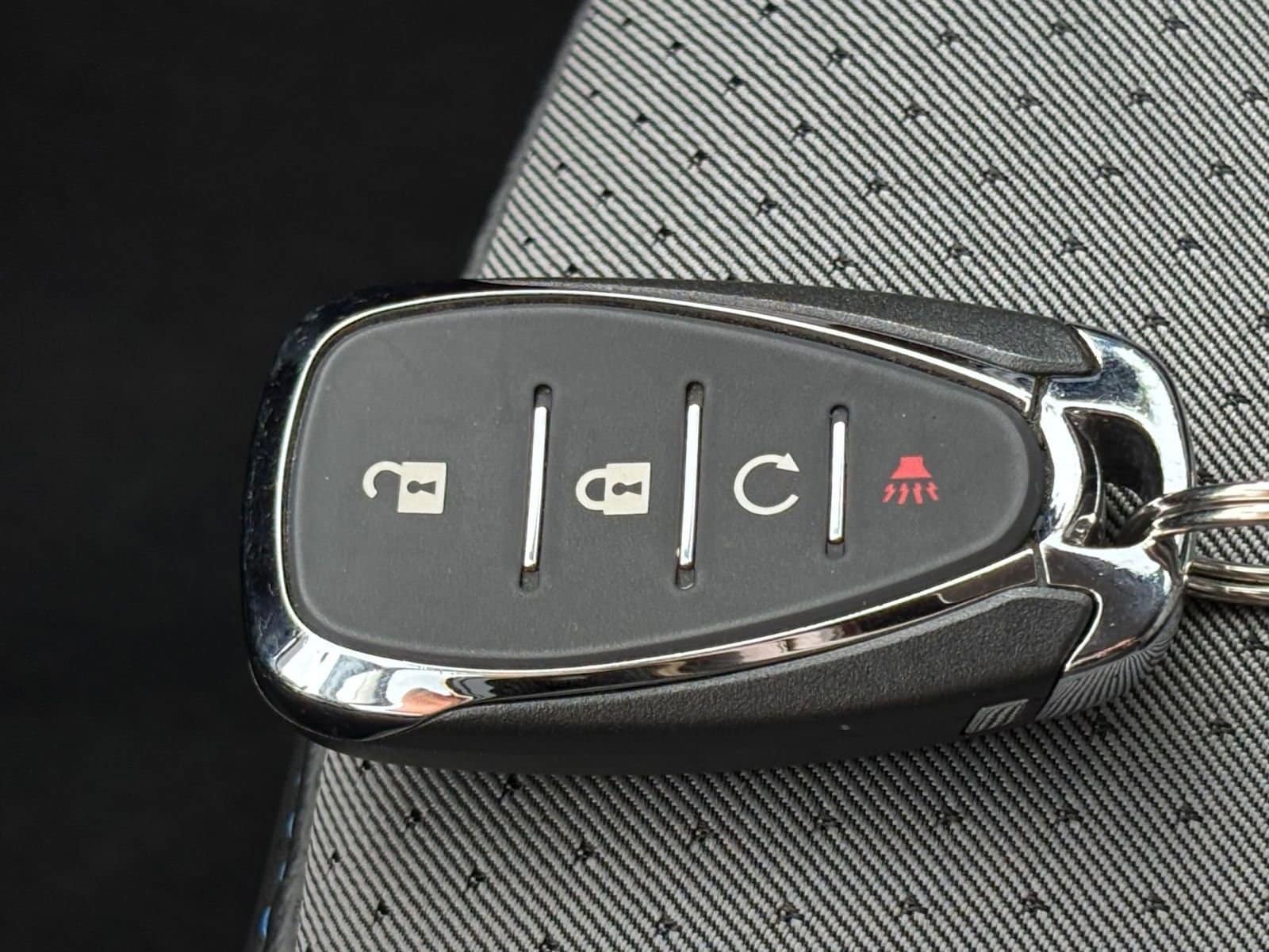 Thumbnail: 2025 Chevrolet Trax - 21