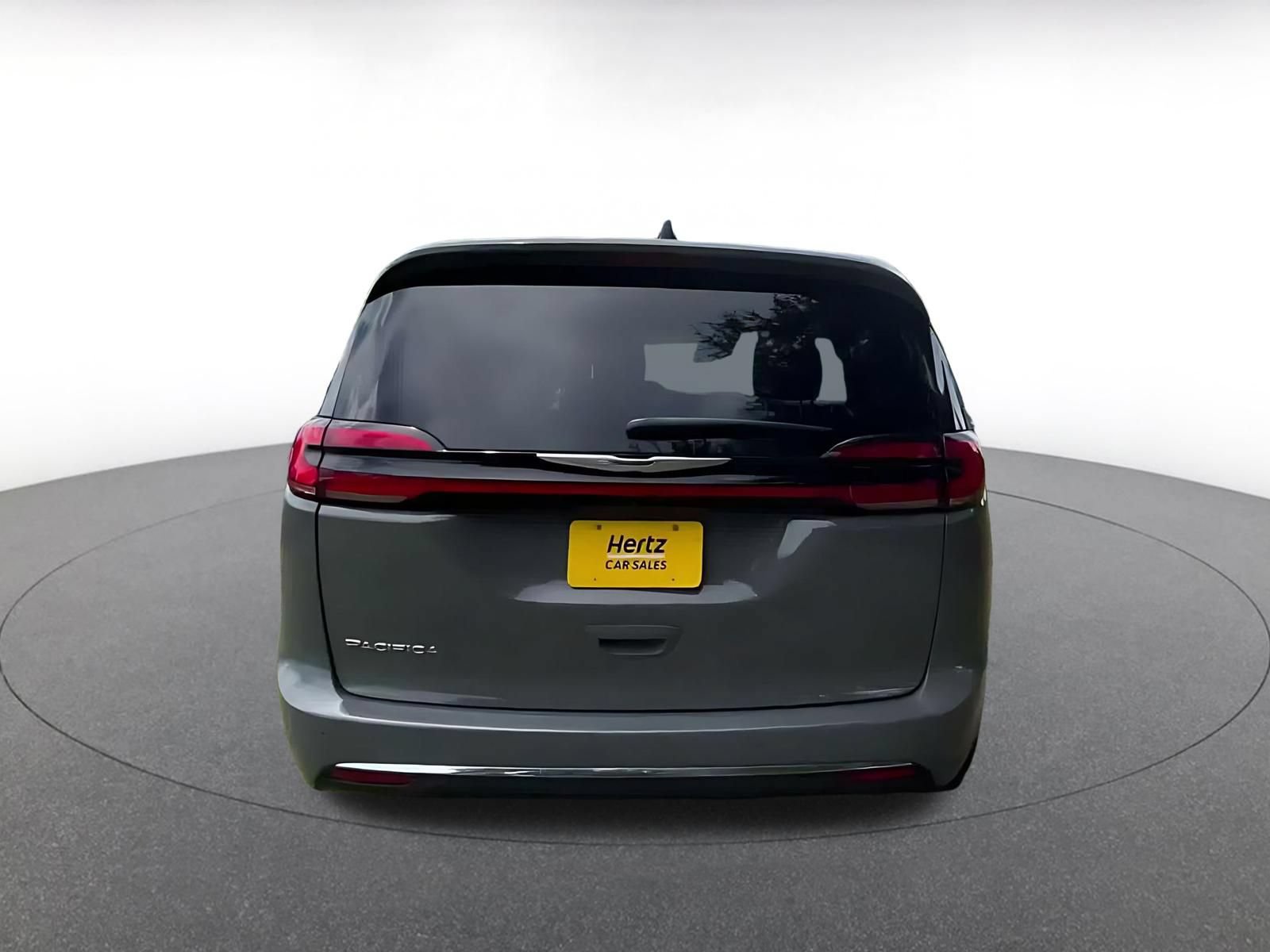 Thumbnail: 2025 Chrysler Pacifica - 12