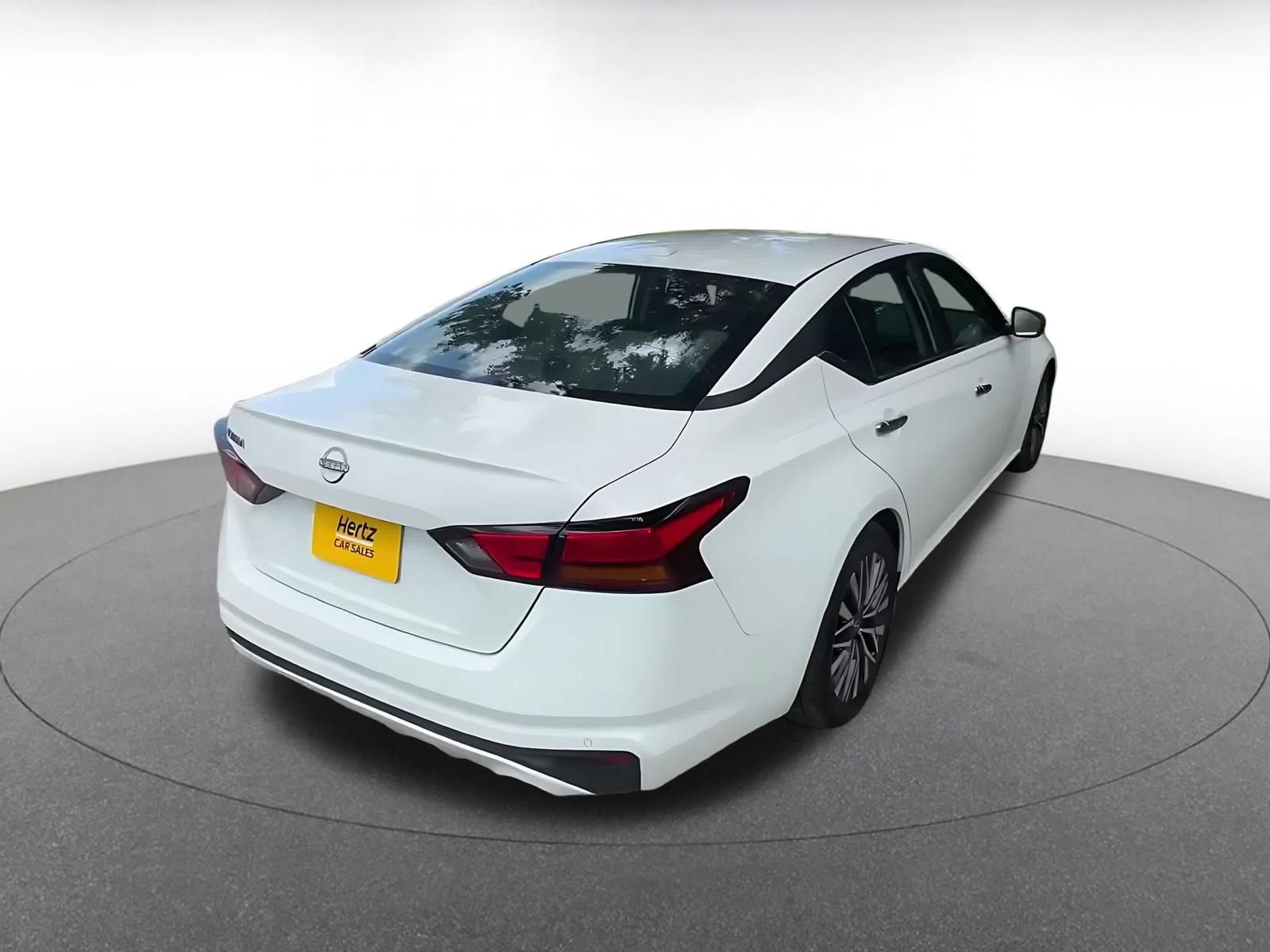 Thumbnail: 2025 Nissan Altima - 14