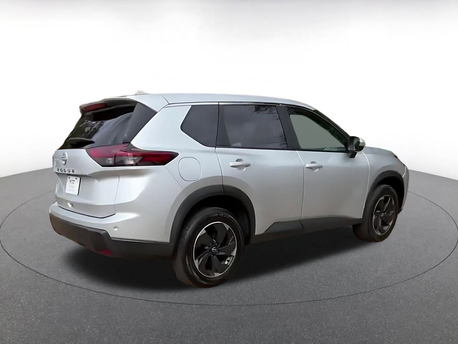 Thumbnail: 2025 Nissan Rogue - 15