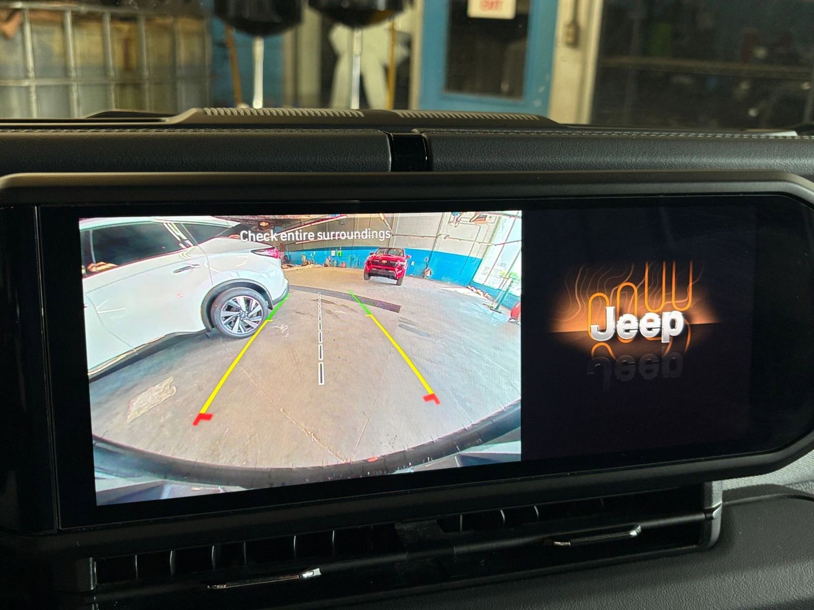 Thumbnail: 2025 Jeep Wrangler - 17