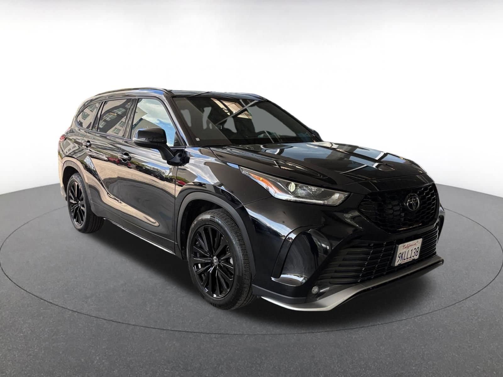 Thumbnail: 2024 Toyota Highlander - 1