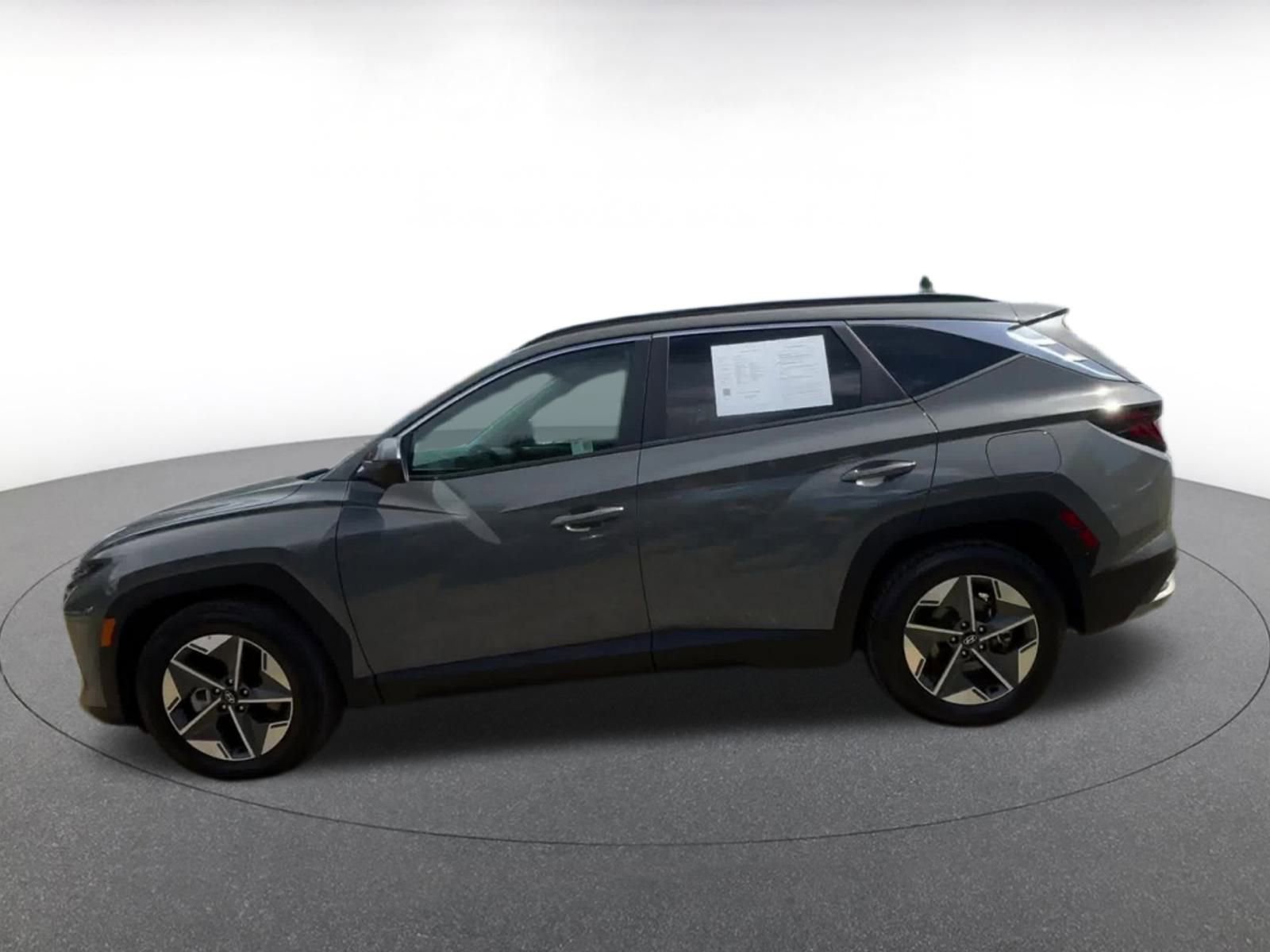 Thumbnail: 2025 Hyundai Tucson - 9