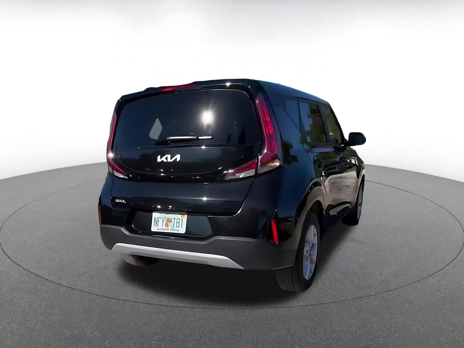 Thumbnail: 2025 Kia Soul - 17