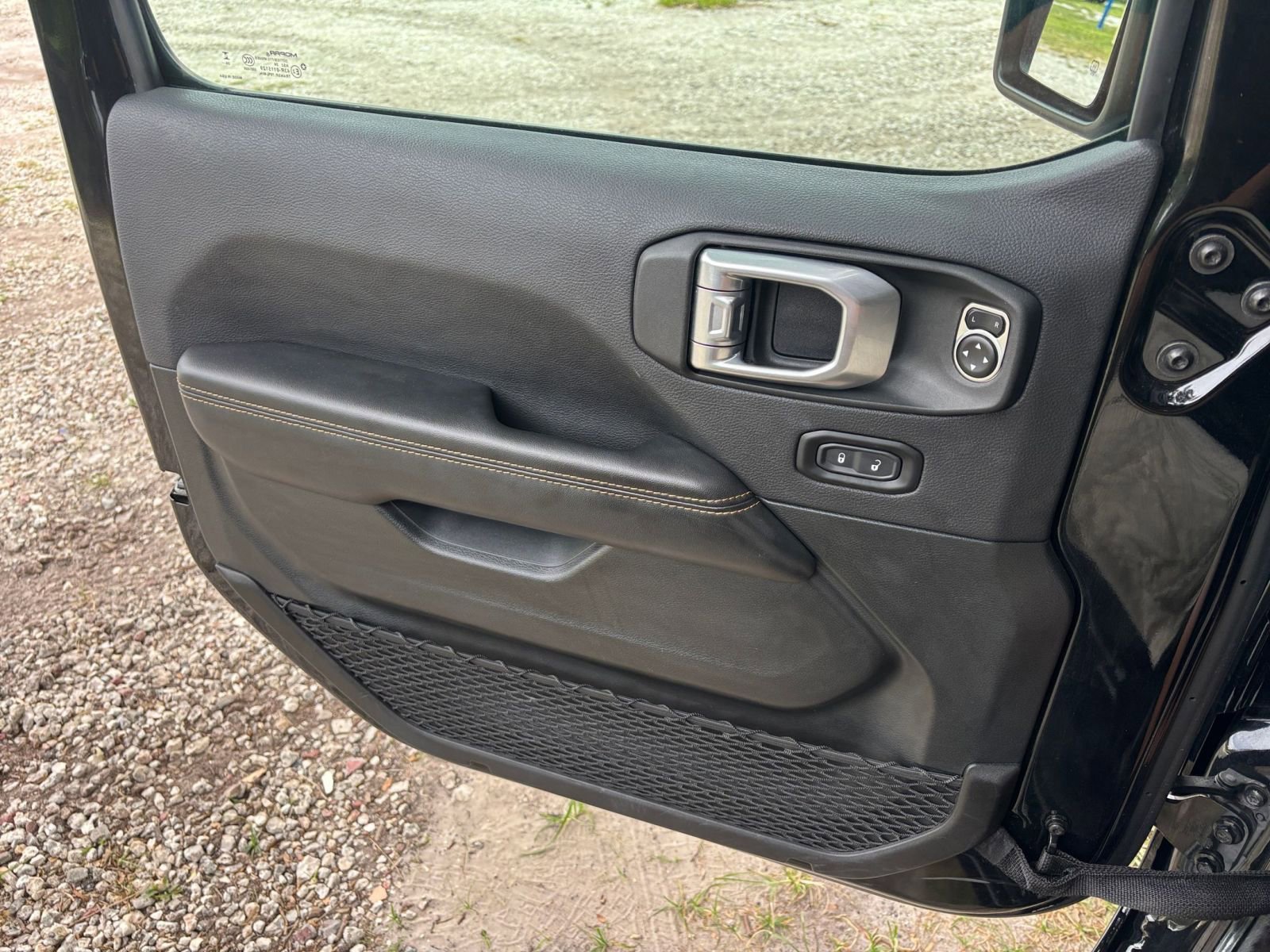 Thumbnail: 2025 Jeep Wrangler - 18