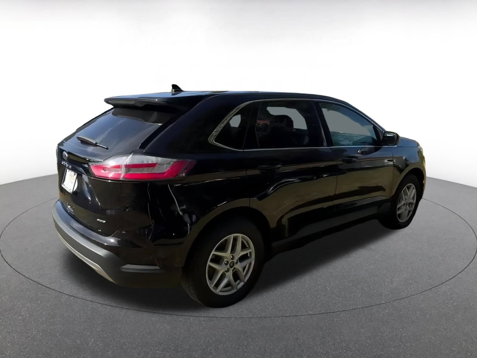 Thumbnail: 2022 Ford Edge - 15