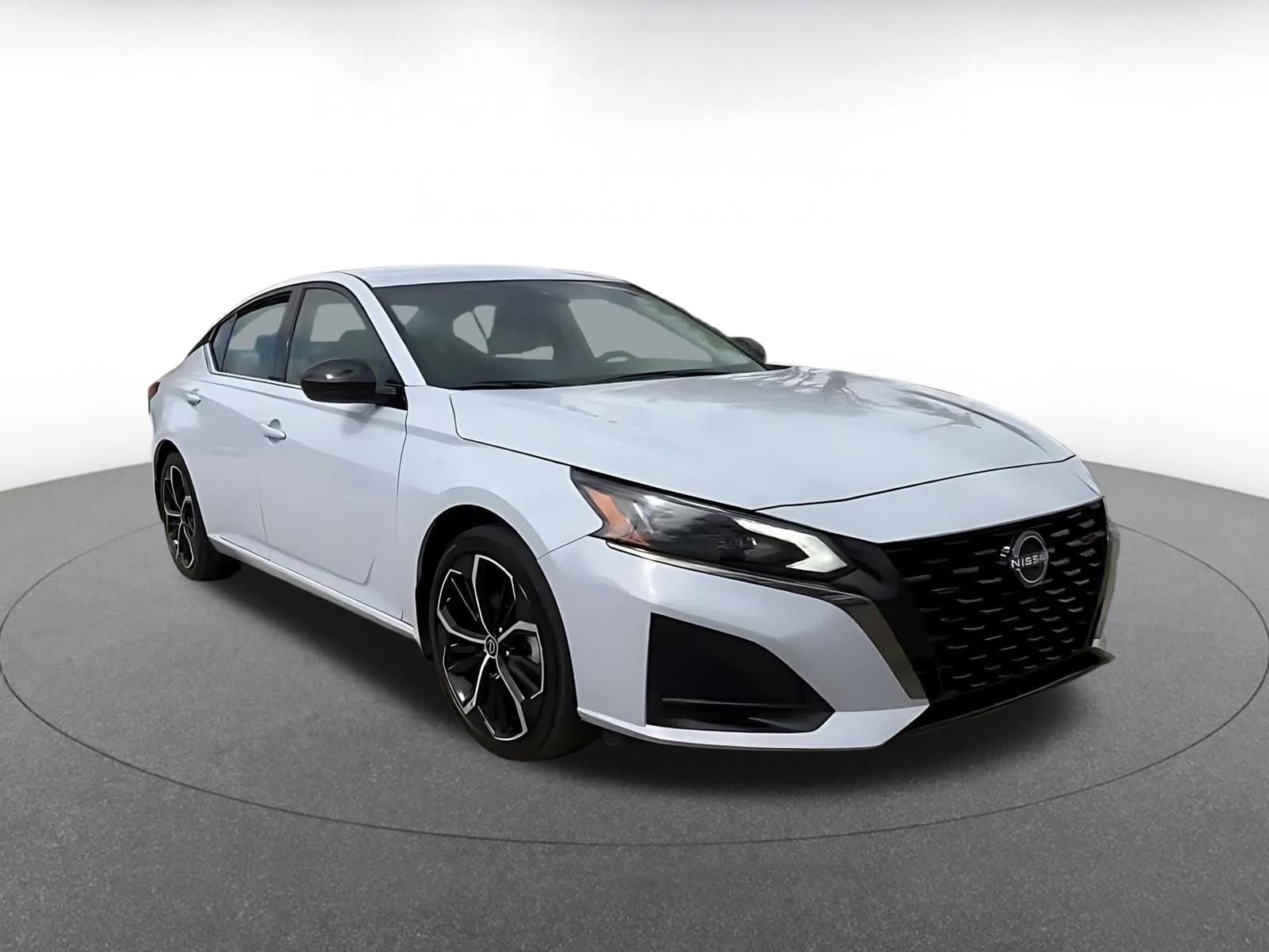 Thumbnail: 2025 Nissan Altima - 2