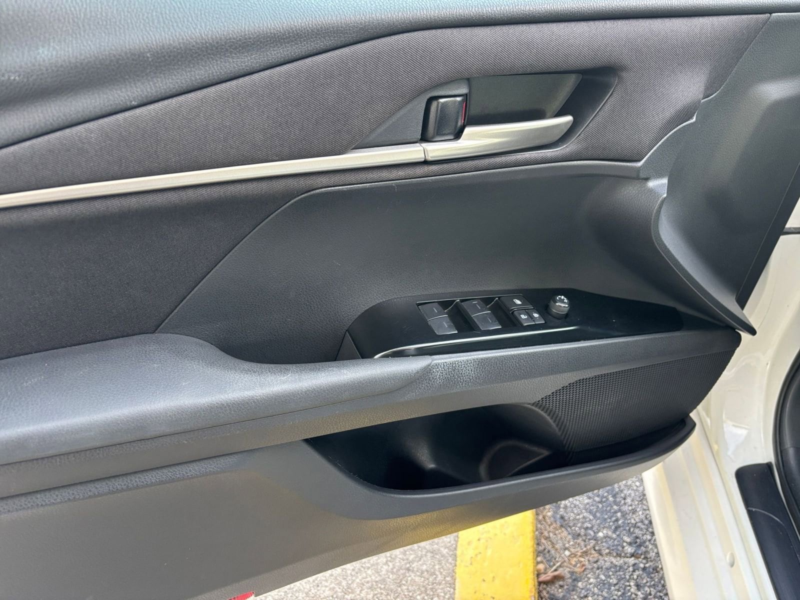 Thumbnail: 2025 Toyota Camry - 20