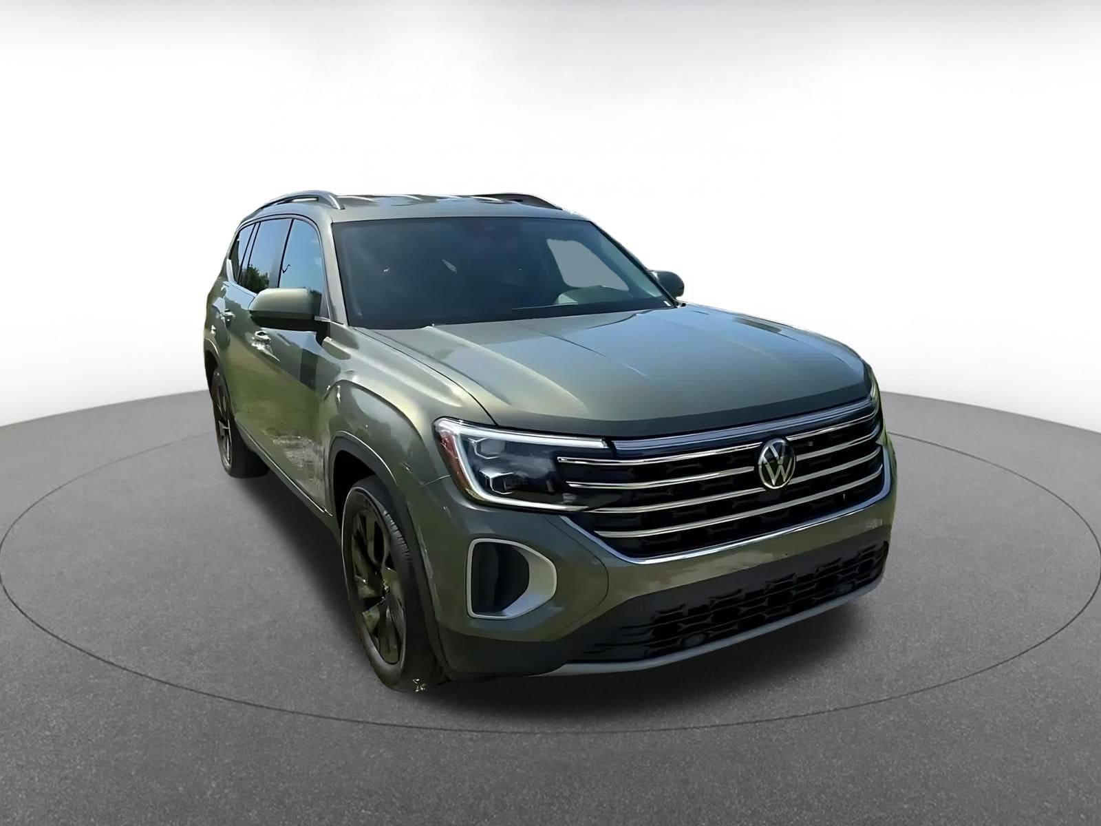 Thumbnail: 2026 Volkswagen Atlas - 3