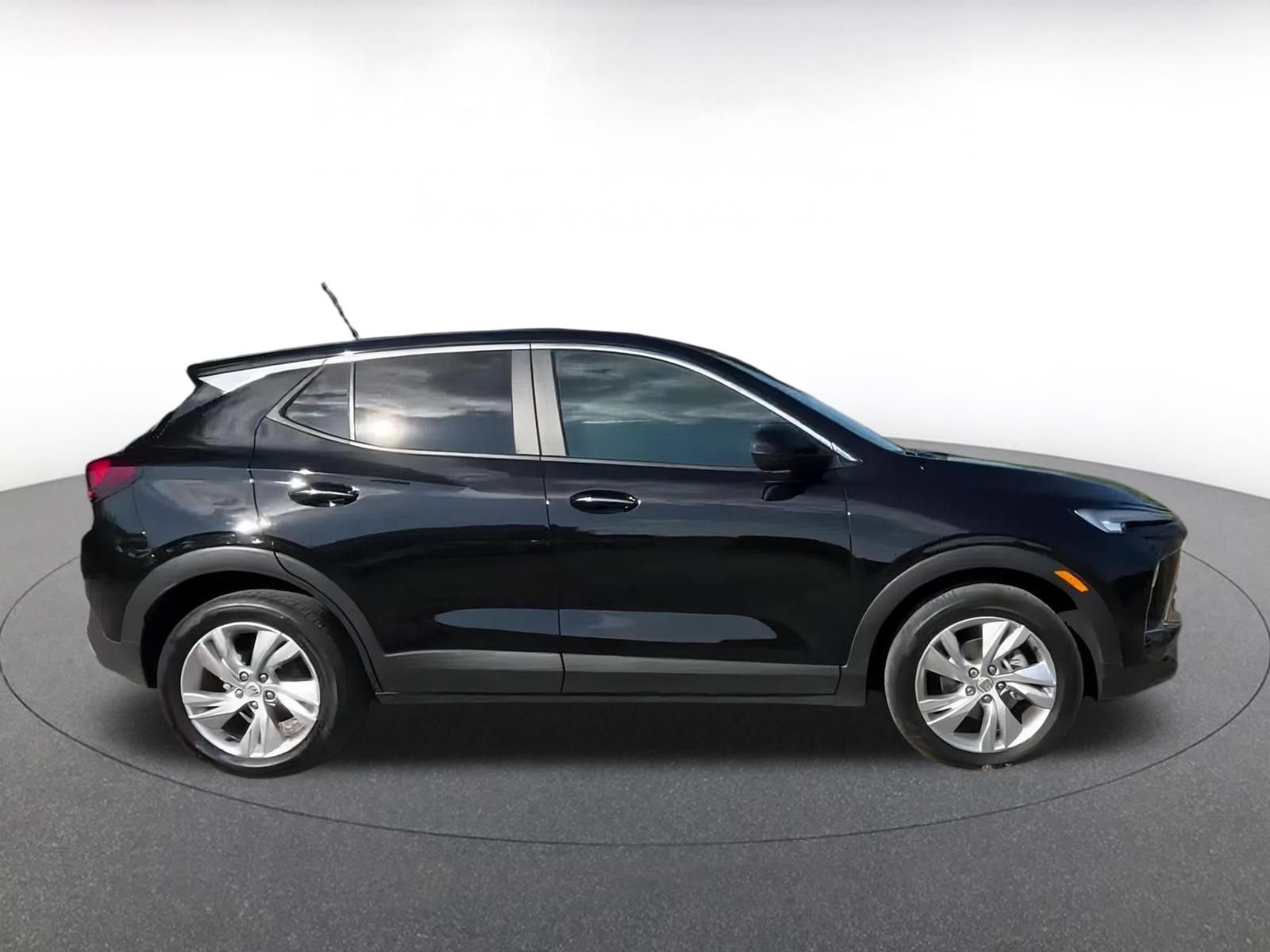 Thumbnail: 2025 Buick Encore GX - 16