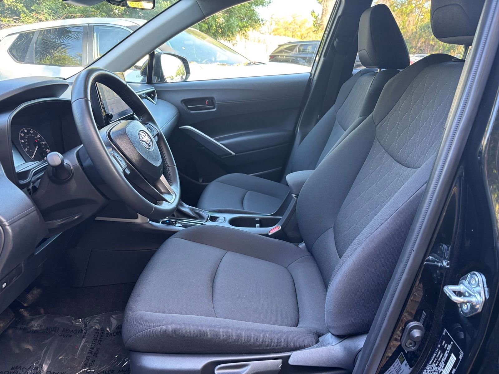 Thumbnail: 2025 Toyota Corolla Cross - 28