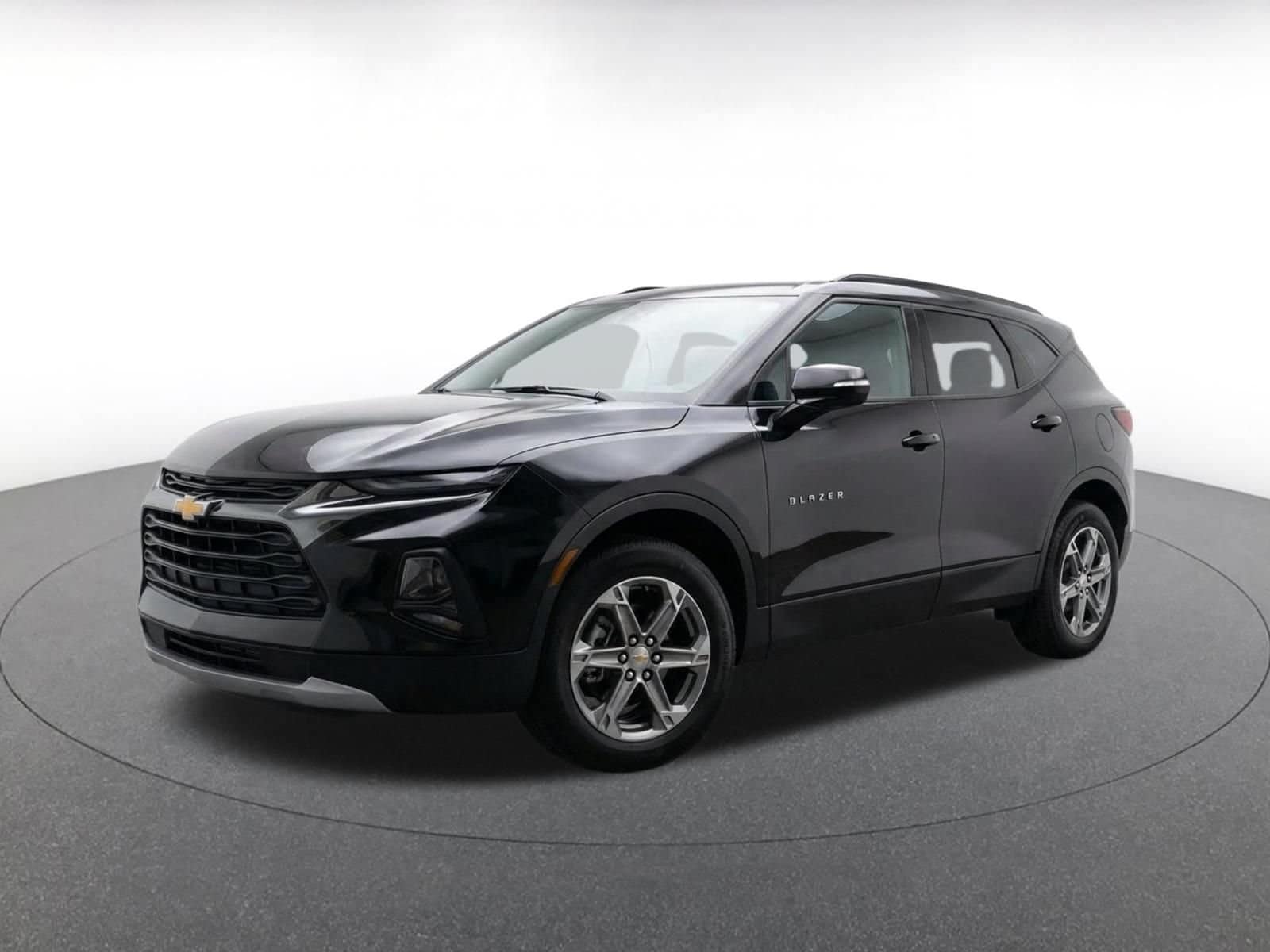 Thumbnail: 2025 Chevrolet Blazer - 3