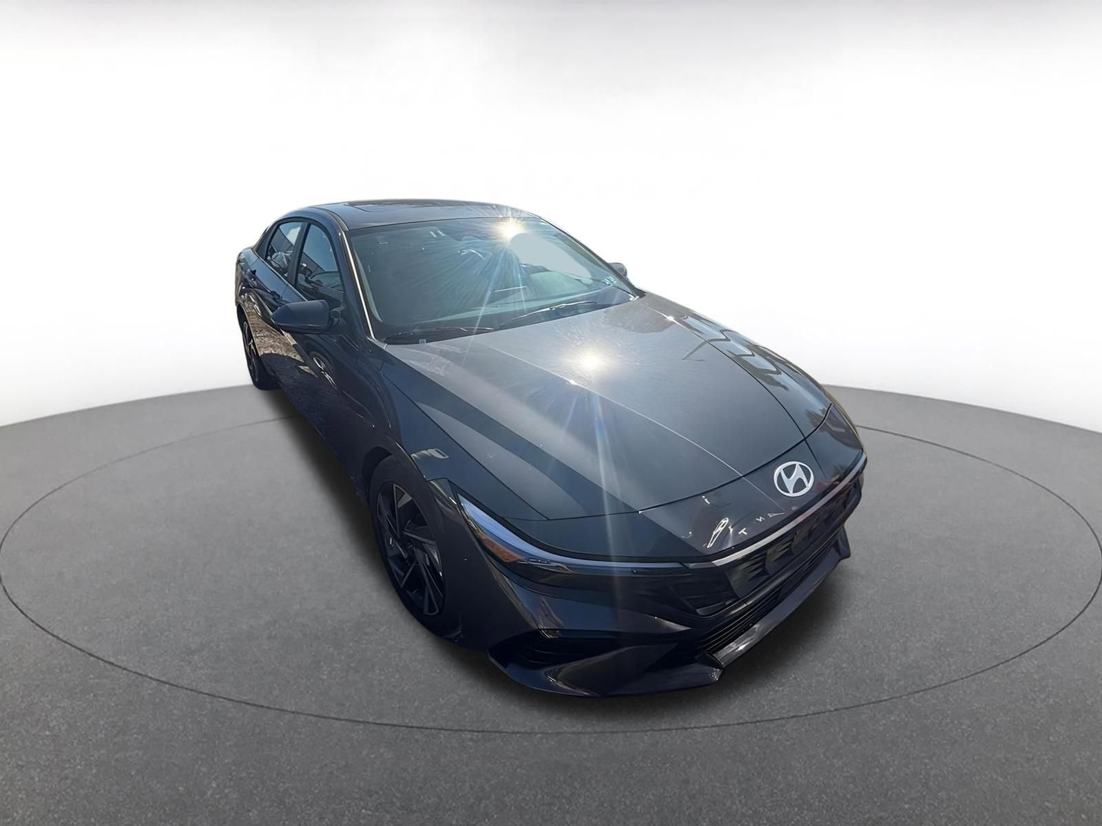 Thumbnail: 2025 Hyundai Elantra - 1