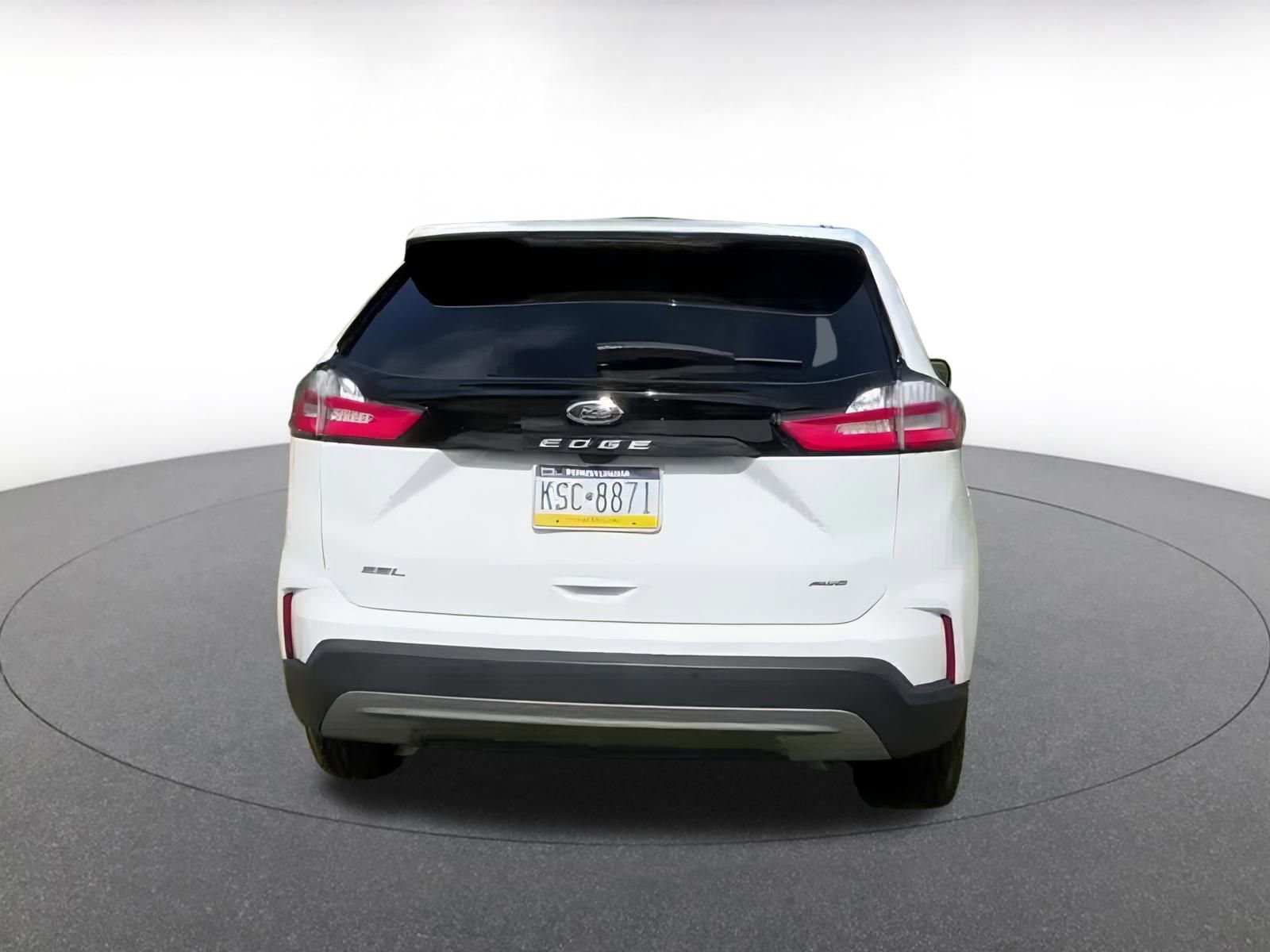 Thumbnail: 2023 Ford Edge - 12