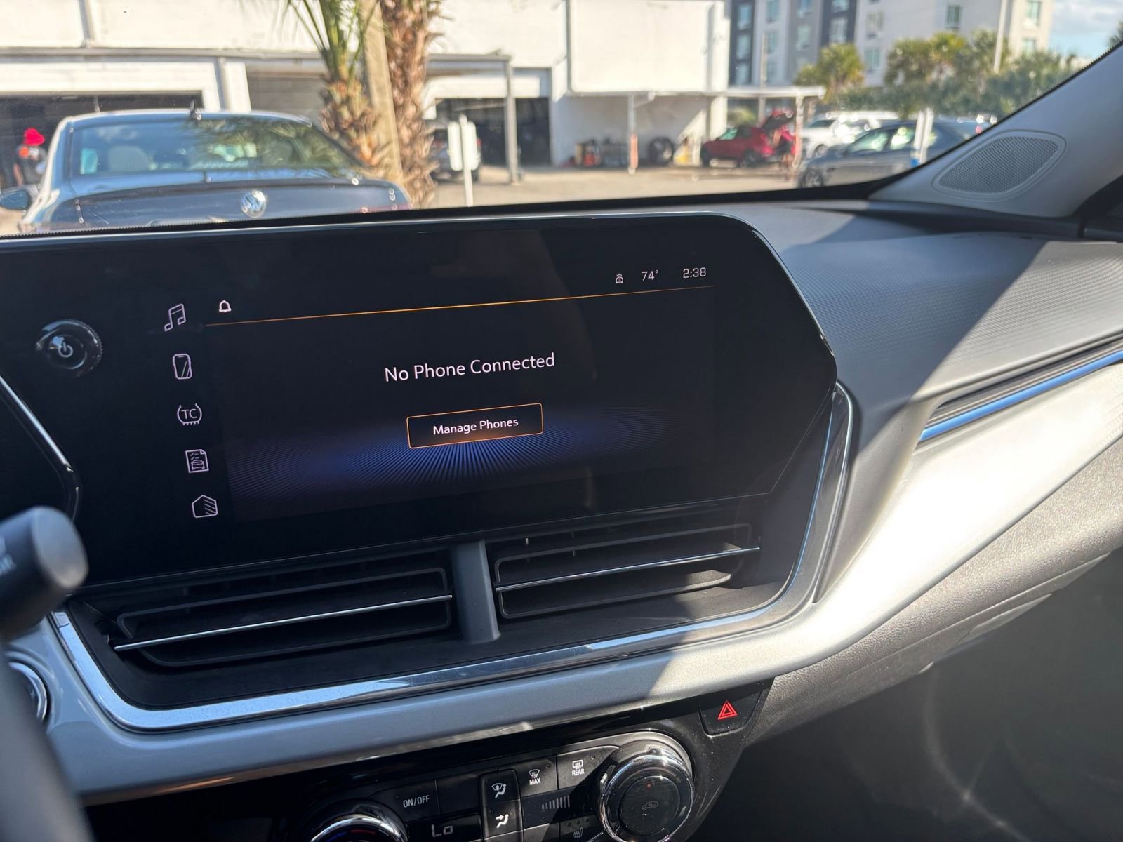 Thumbnail: 2025 Chevrolet Trax - 20