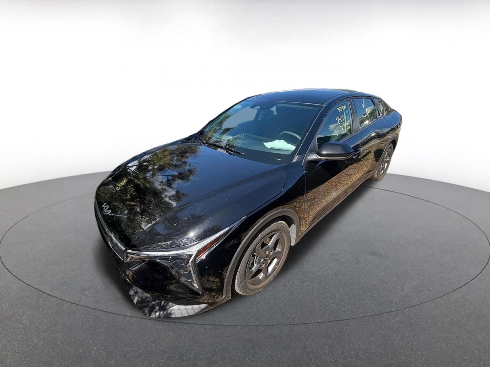 Thumbnail: 2025 Kia K4 - 2