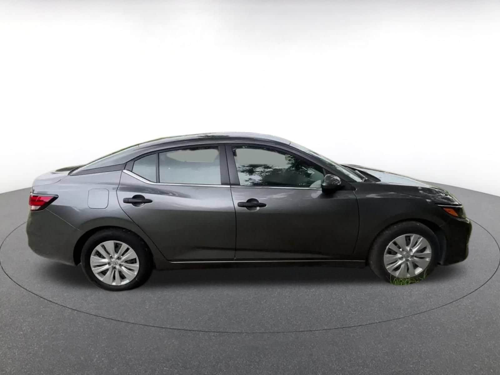 Thumbnail: 2025 Nissan Sentra - 16