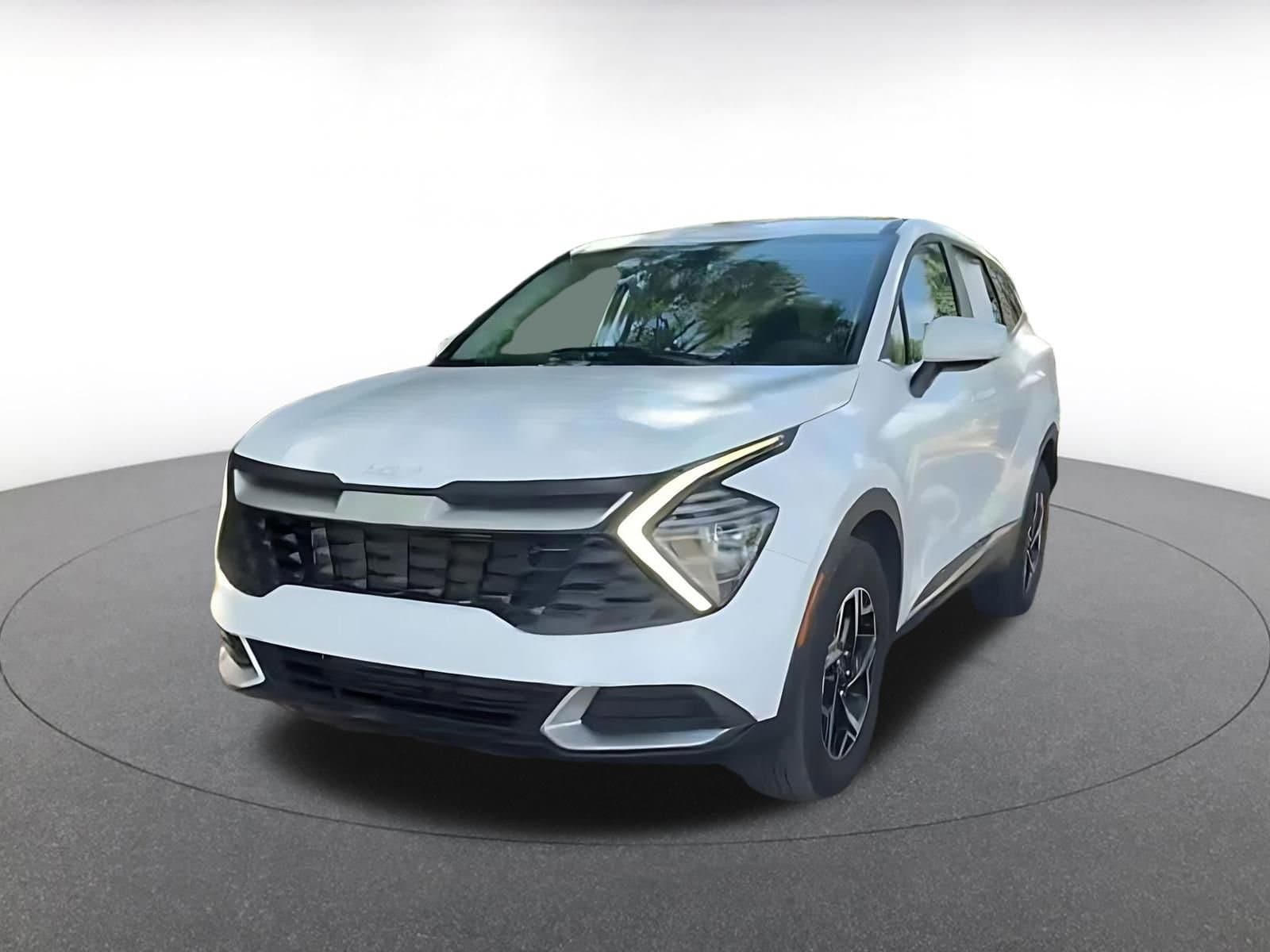 Thumbnail: 2025 Kia Sportage - 8