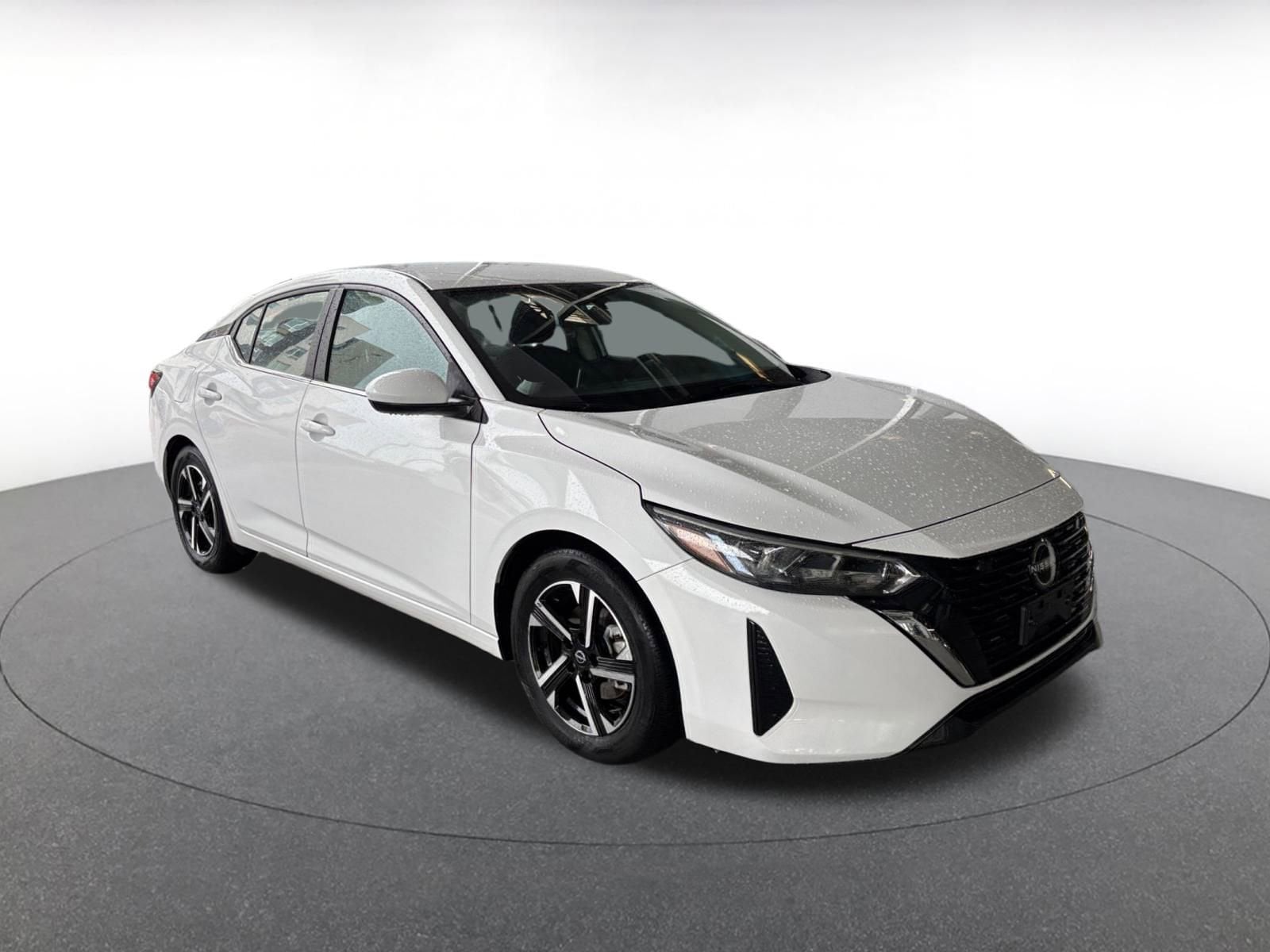 Thumbnail: 2024 Nissan Sentra - 1