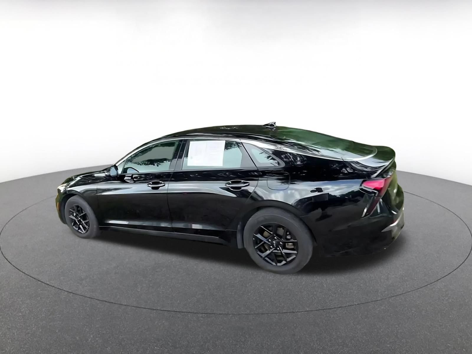 Thumbnail: 2025 Kia K5 - 8