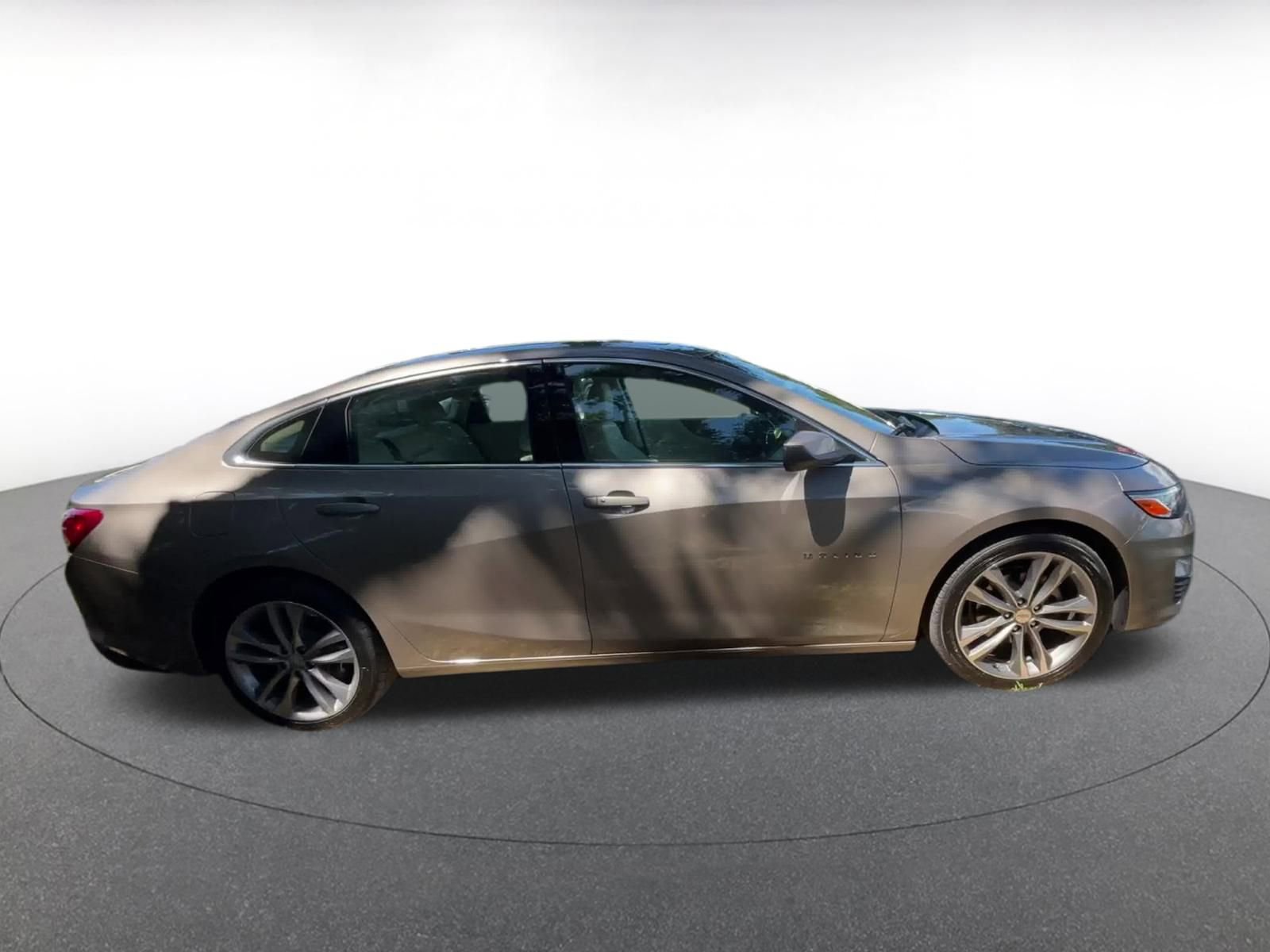 Thumbnail: 2024 Chevrolet Malibu - 16