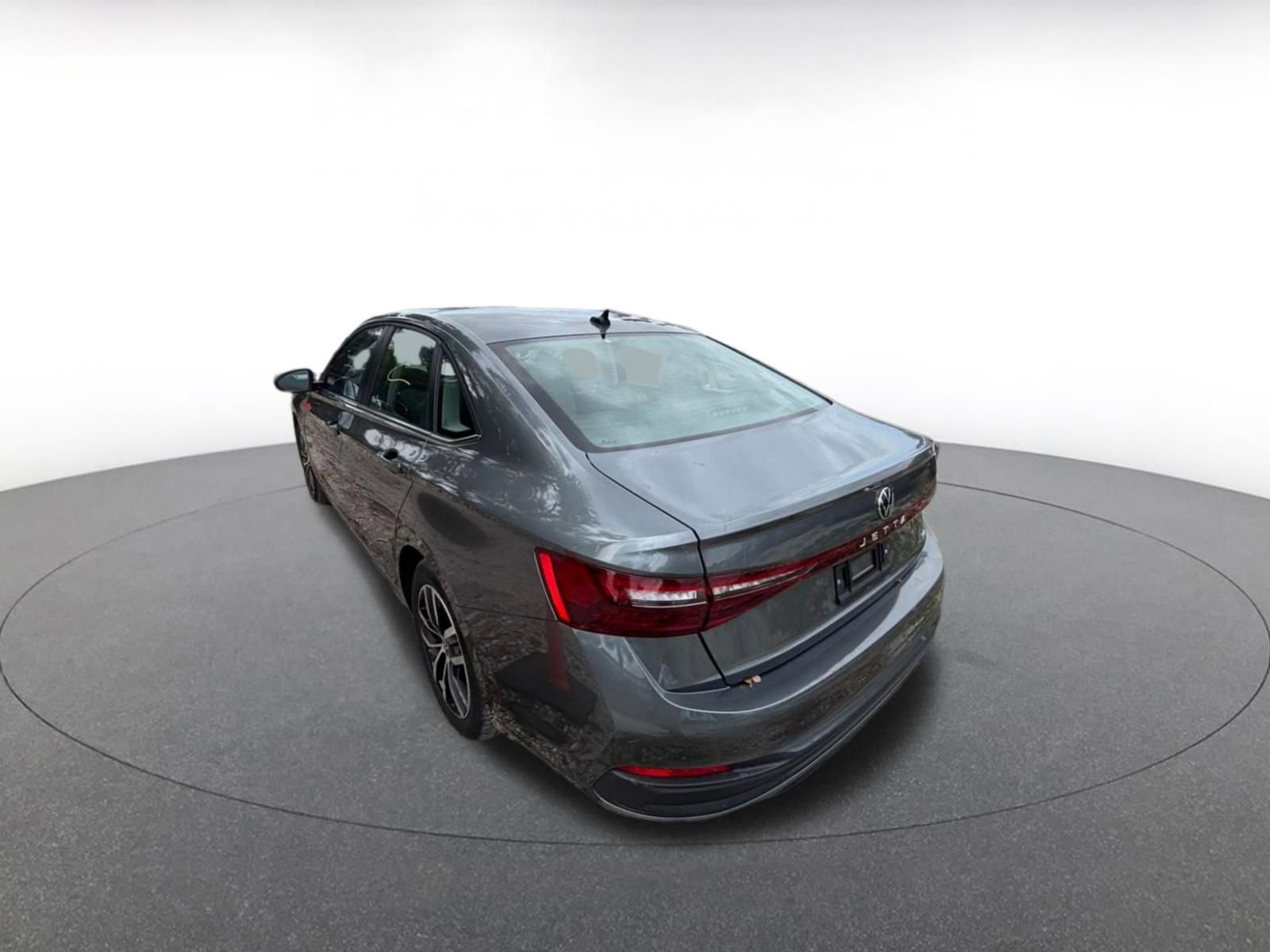 Thumbnail: 2025 Volkswagen Jetta - 4