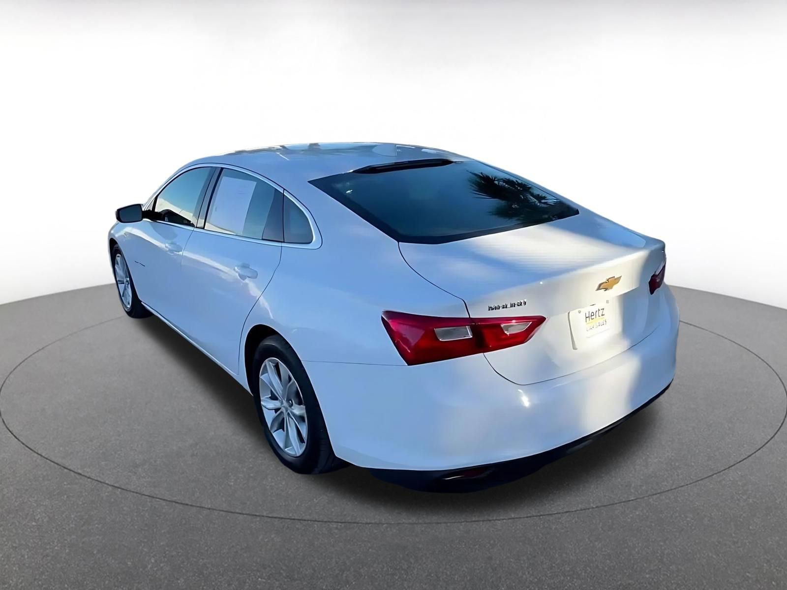 Thumbnail: 2023 Chevrolet Malibu - 11