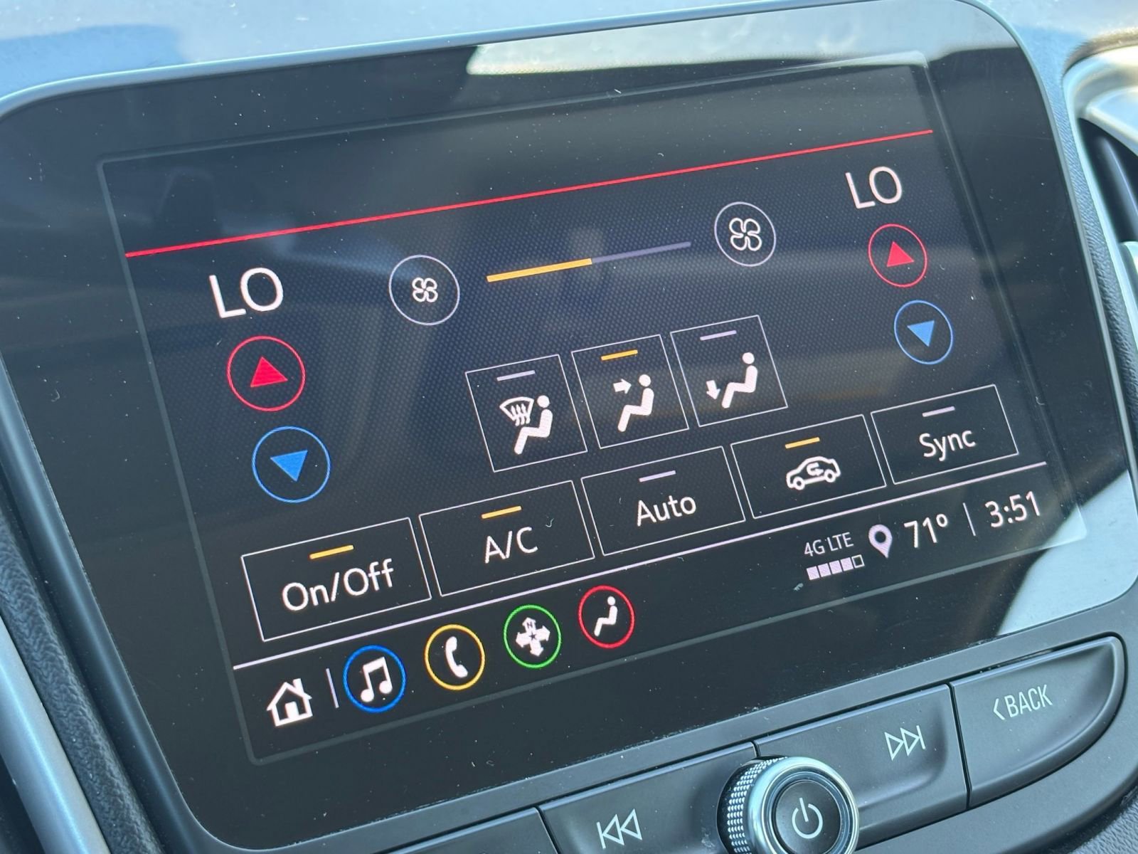 Thumbnail: 2024 Chevrolet Malibu - 20