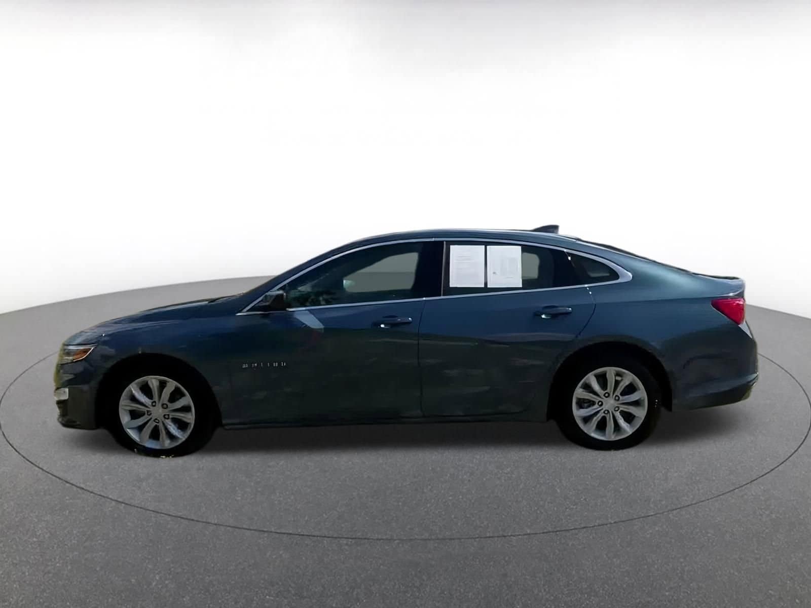 Thumbnail: 2024 Chevrolet Malibu - 6