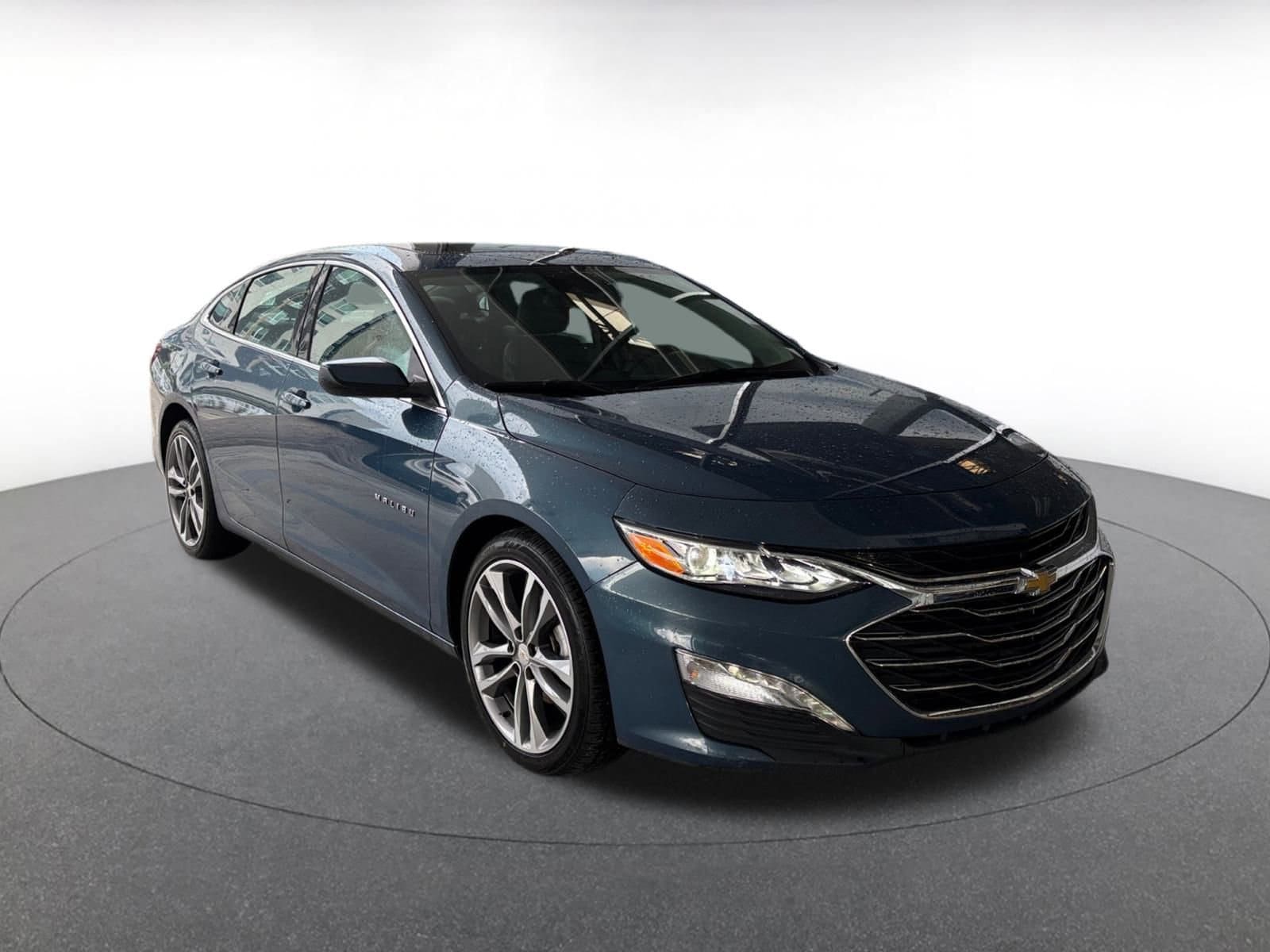 2024 Chevrolet Malibu 2LT