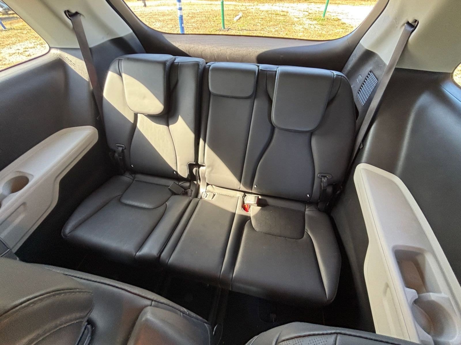 Thumbnail: 2024 Kia Carnival - 29