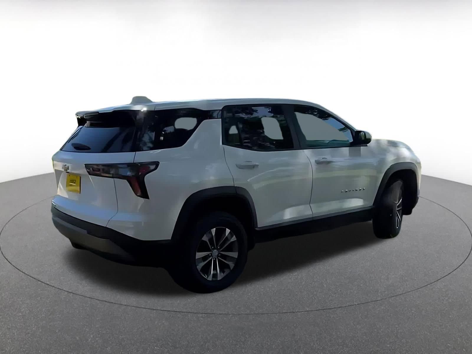 Thumbnail: 2025 Chevrolet Equinox - 12