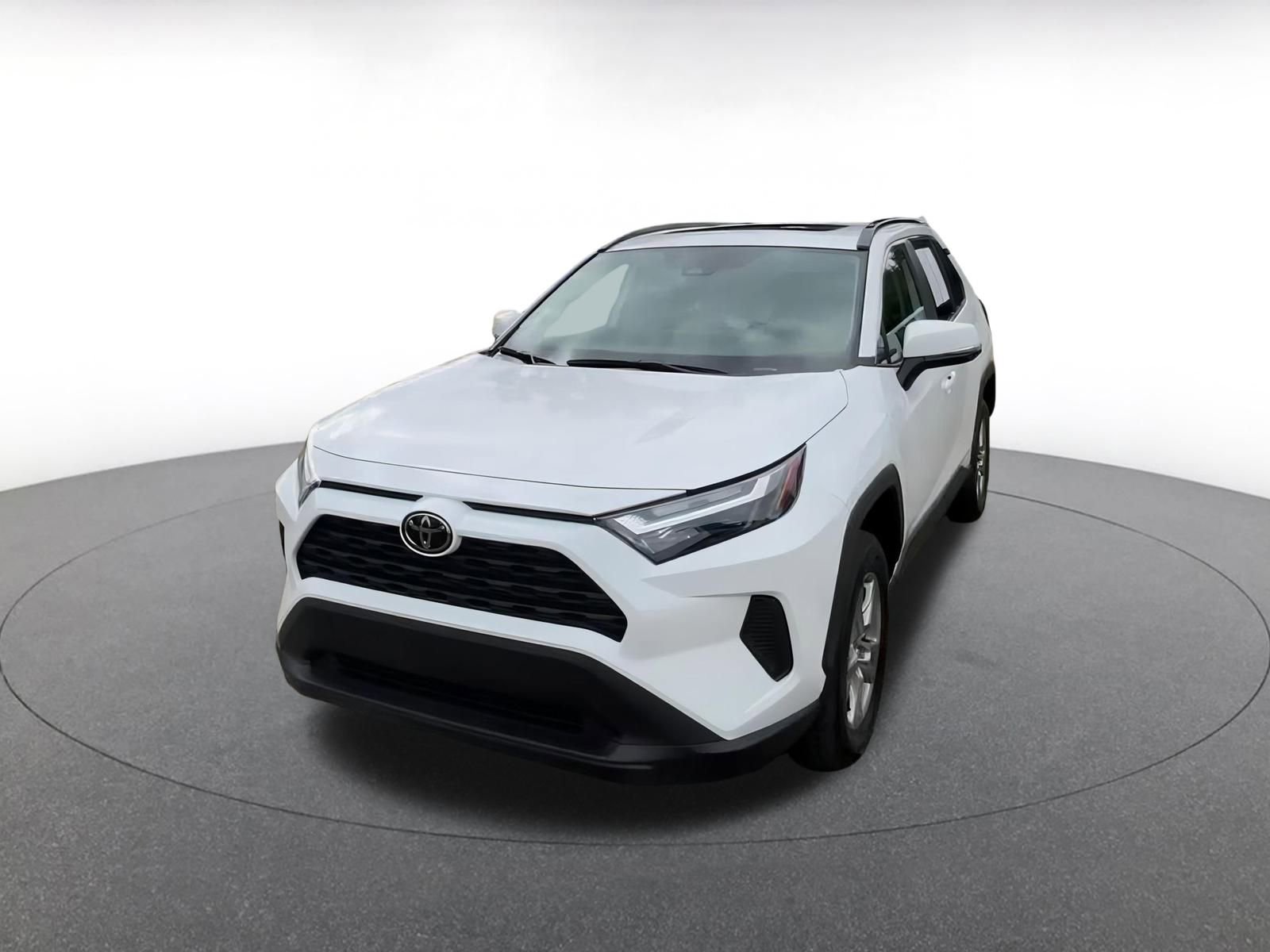 Thumbnail: 2025 Toyota RAV4 - 7