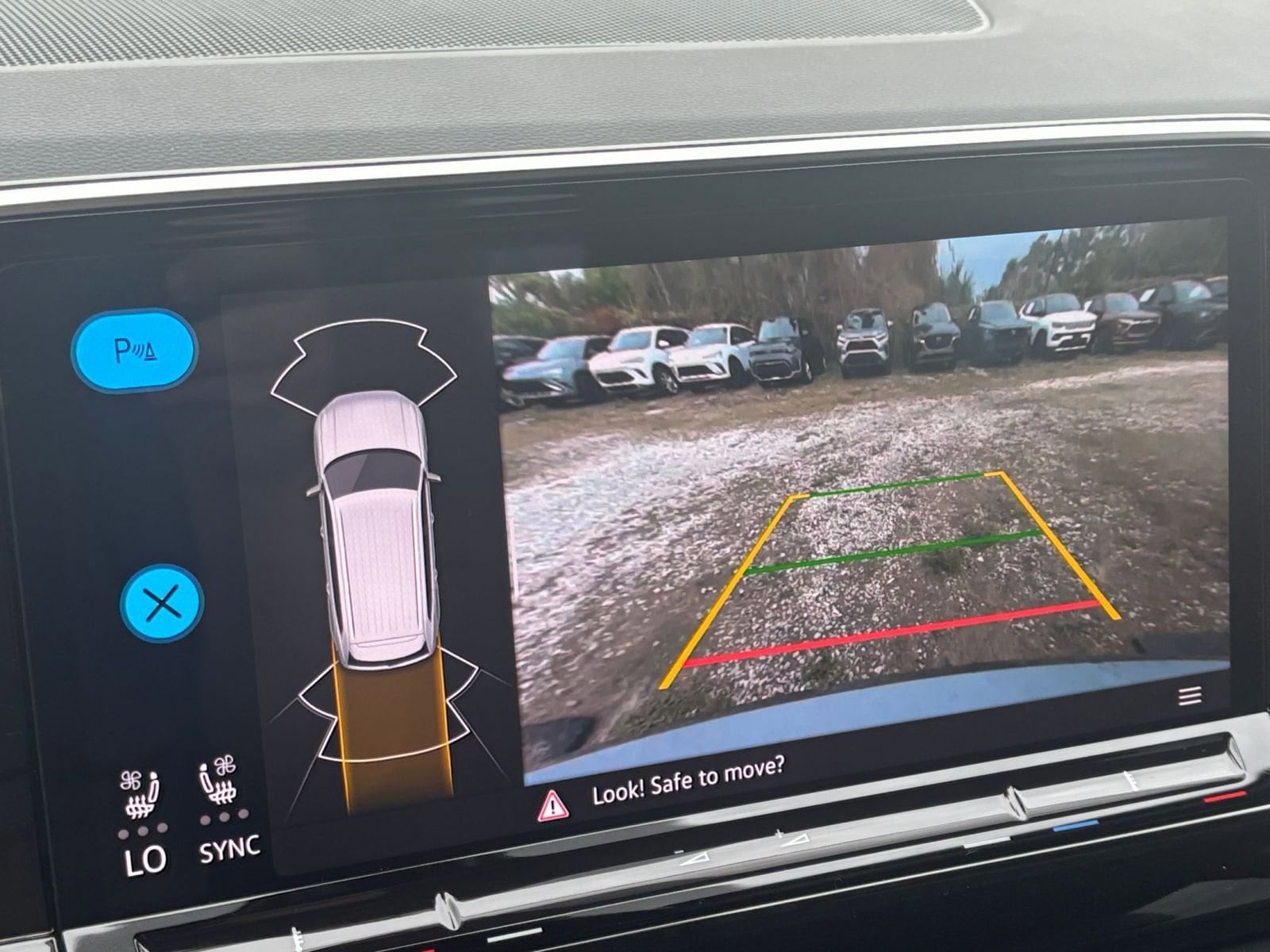 Thumbnail: 2025 Volkswagen Atlas - 17