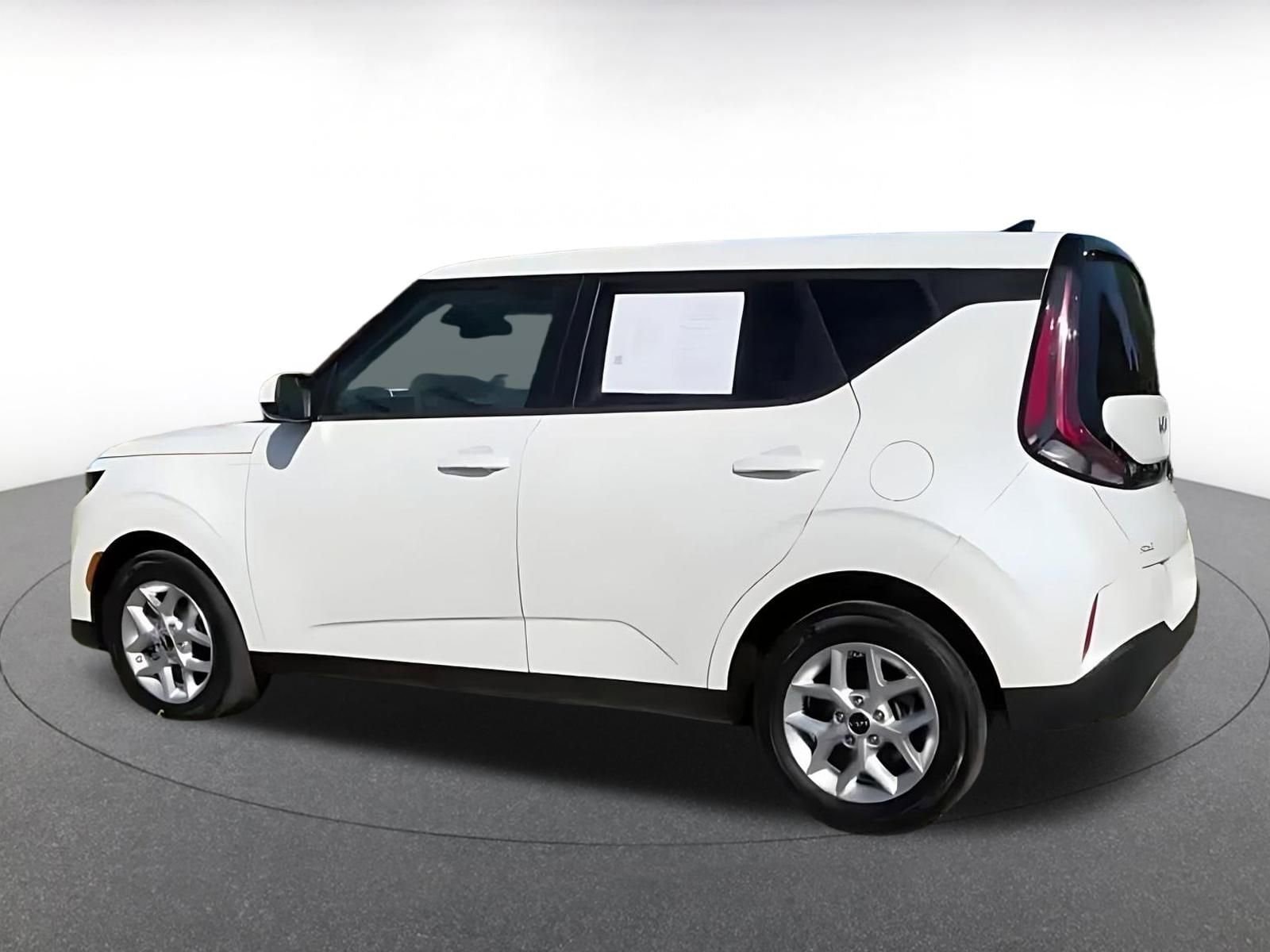 Thumbnail: 2025 Kia Soul - 10