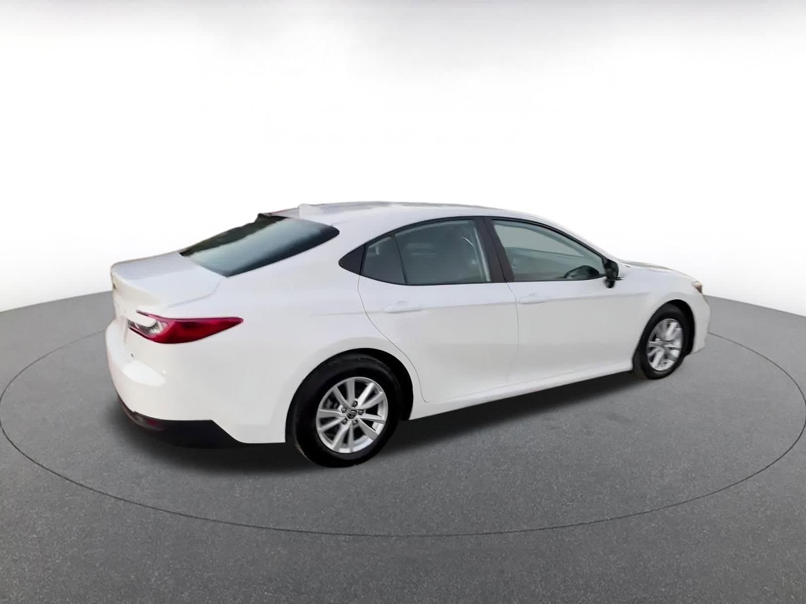 Thumbnail: 2025 Toyota Camry - 14