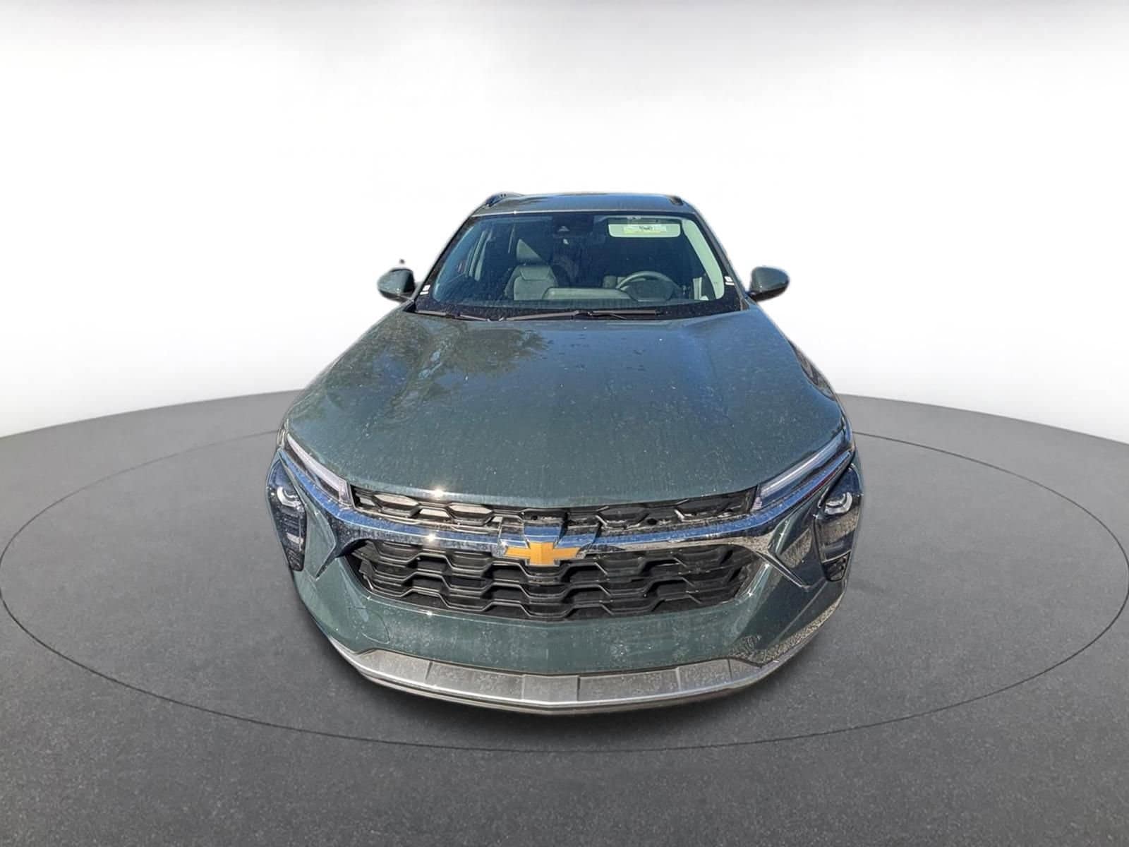 Thumbnail: 2025 Chevrolet Trax - 4