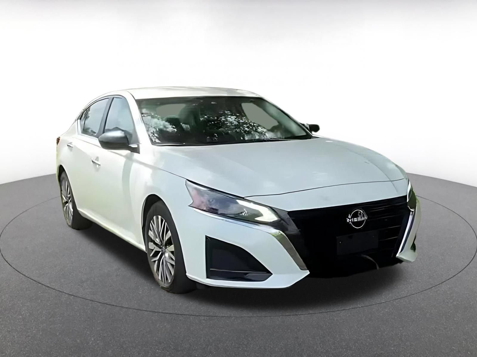Thumbnail: 2025 Nissan Altima - 2