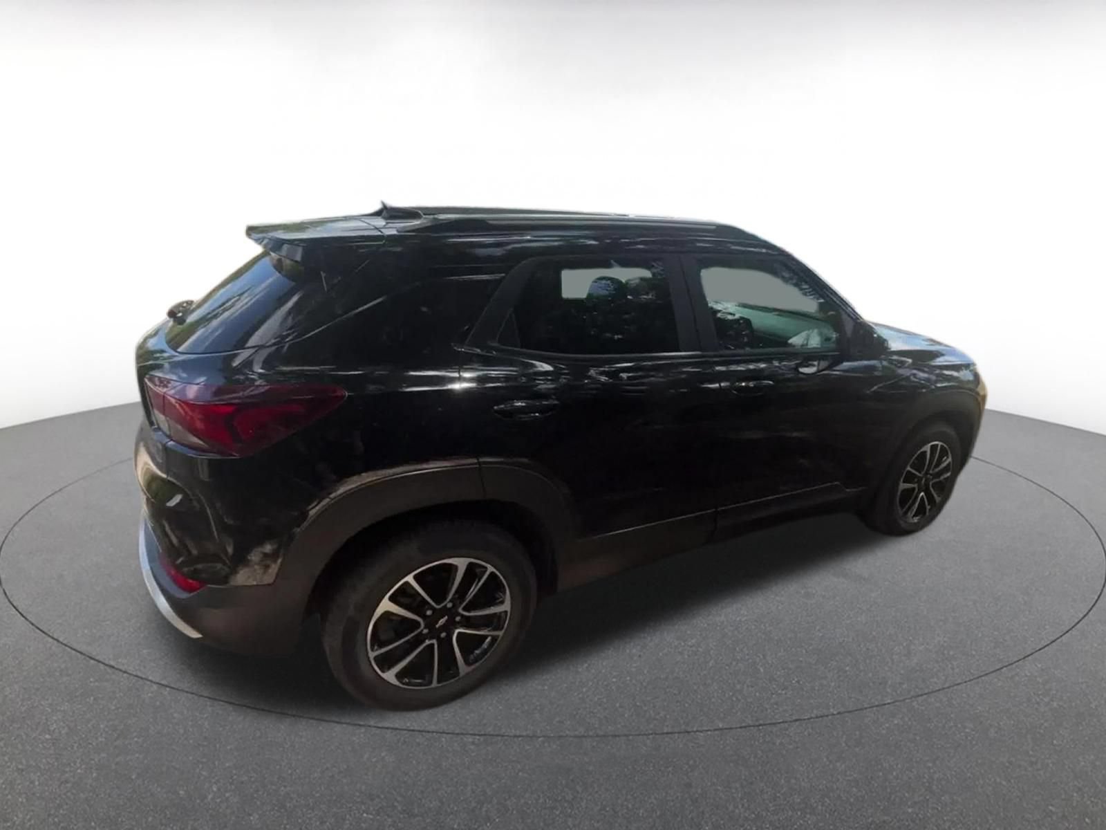 Thumbnail: 2025 Chevrolet TrailBlazer - 15