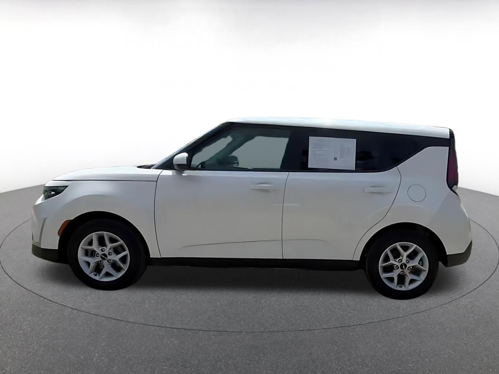 Thumbnail: 2025 Kia Soul - 9