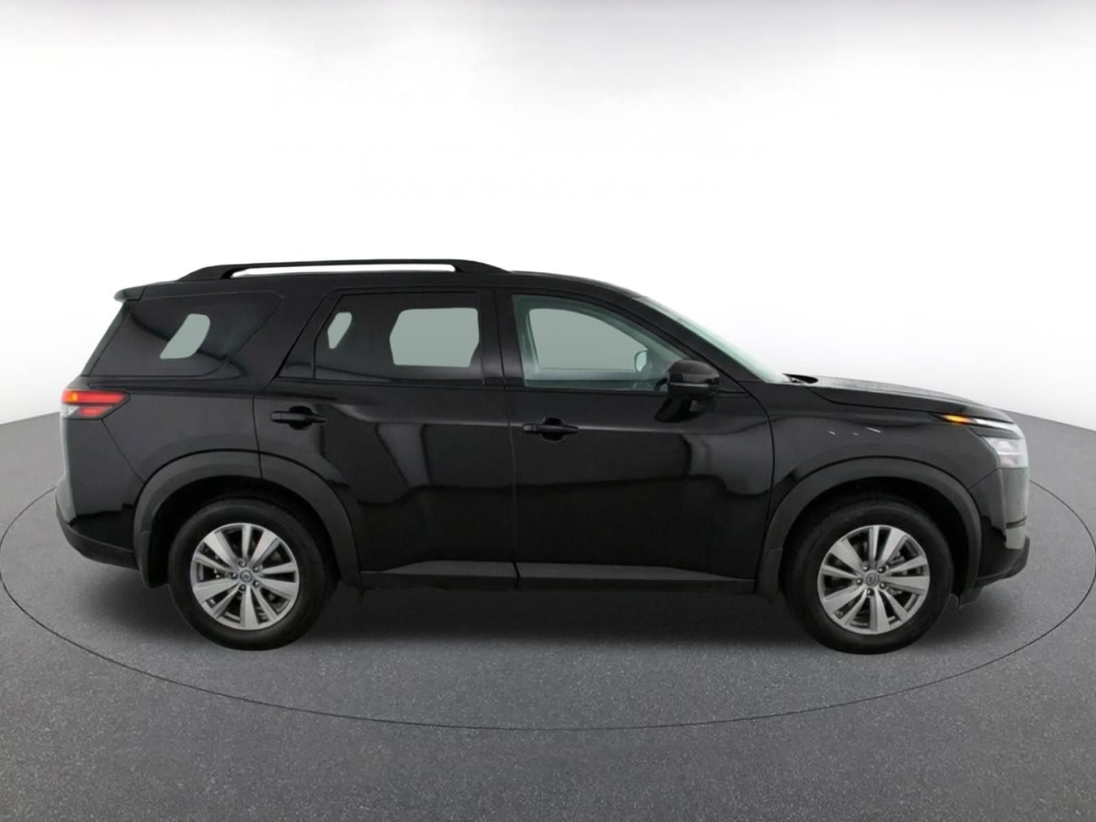 Thumbnail: 2025 Nissan Pathfinder - 14